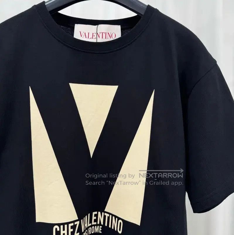Valentino Valentino Black Logo Print Short Sleeve T-Shirt . Size US XS / EU 42 / 0 - 3 Thumbnail