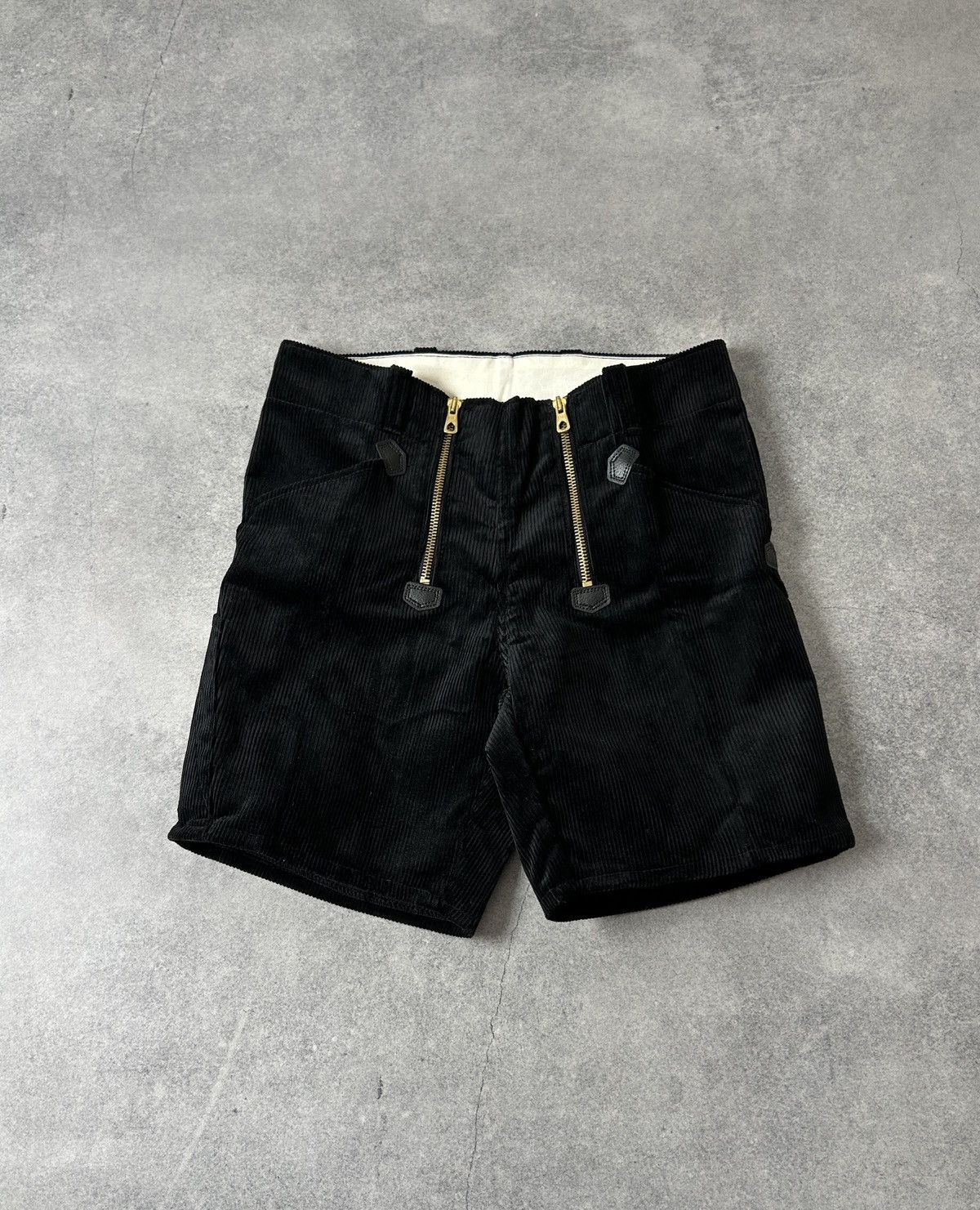 Japanese Brand FHB Zunftshorts corduroy cargo shorts mens 36/32 Size US 34 / EU 50 - 1 Thumbnail