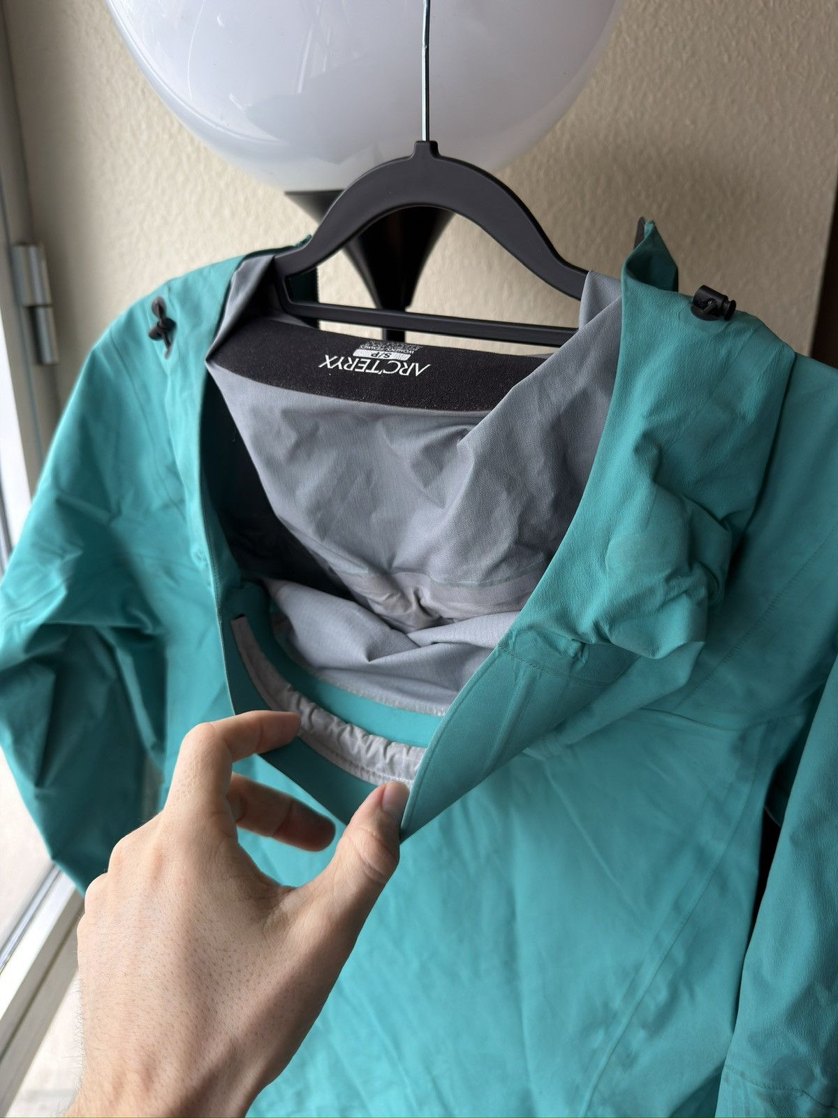 Arc'teryx Arcteryx gore tex jacket outdoor Size S / US 4 / IT 40 - 13 Thumbnail
