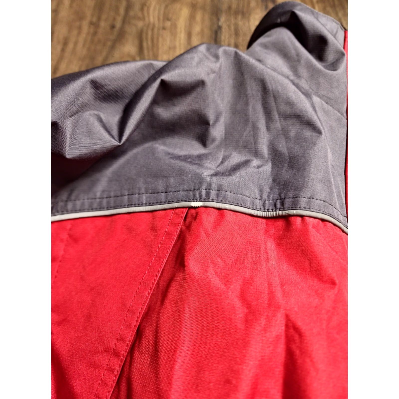Marlboro VINTAGE Marlboro Mens M Red Heavy Jacket Coat With Hood Distressed Jacket Size US M / EU 48-50 / 2 - 4 Thumbnail