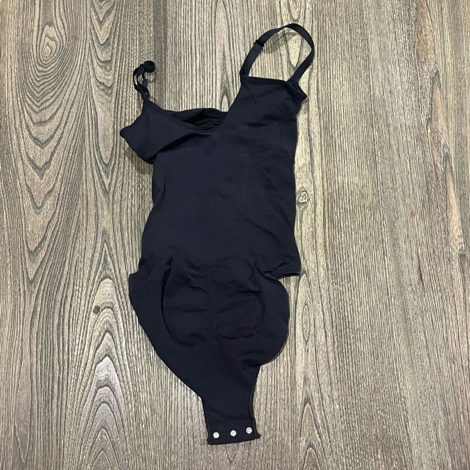 SKIMS NWOT Skims Bodysuit Sculpt Brief Seamless Wide Gusset Size L Size L / US 10 / IT 46 - 4 Thumbnail