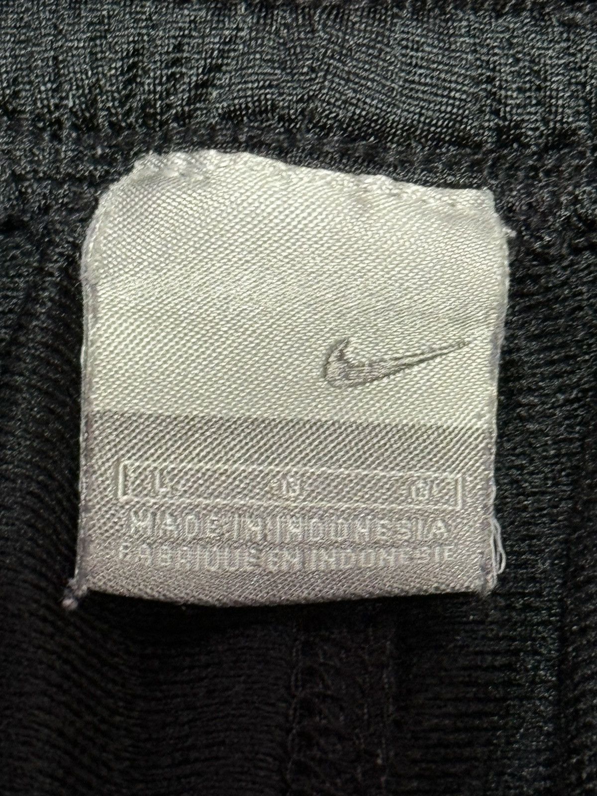 Nike Vintage Y2K Nike Silver Tag Swoosh Baggy Track Pants Size US 34 / EU 50 - 7 Thumbnail