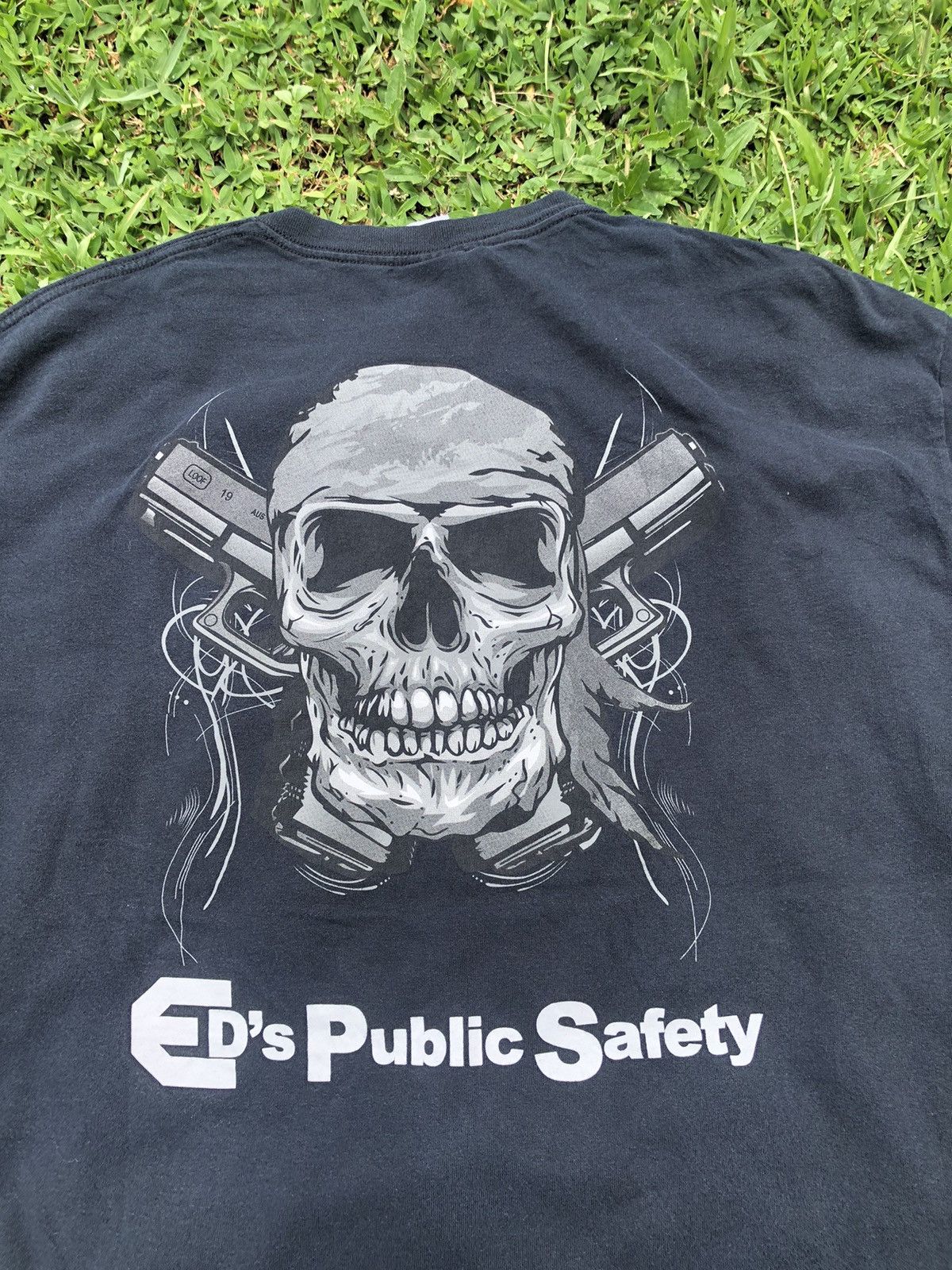 Vintage Vintage Y2K ED’S Public Safety Skull Logo Backhit Tee Size US XL / EU 56 / 4 - 4 Thumbnail
