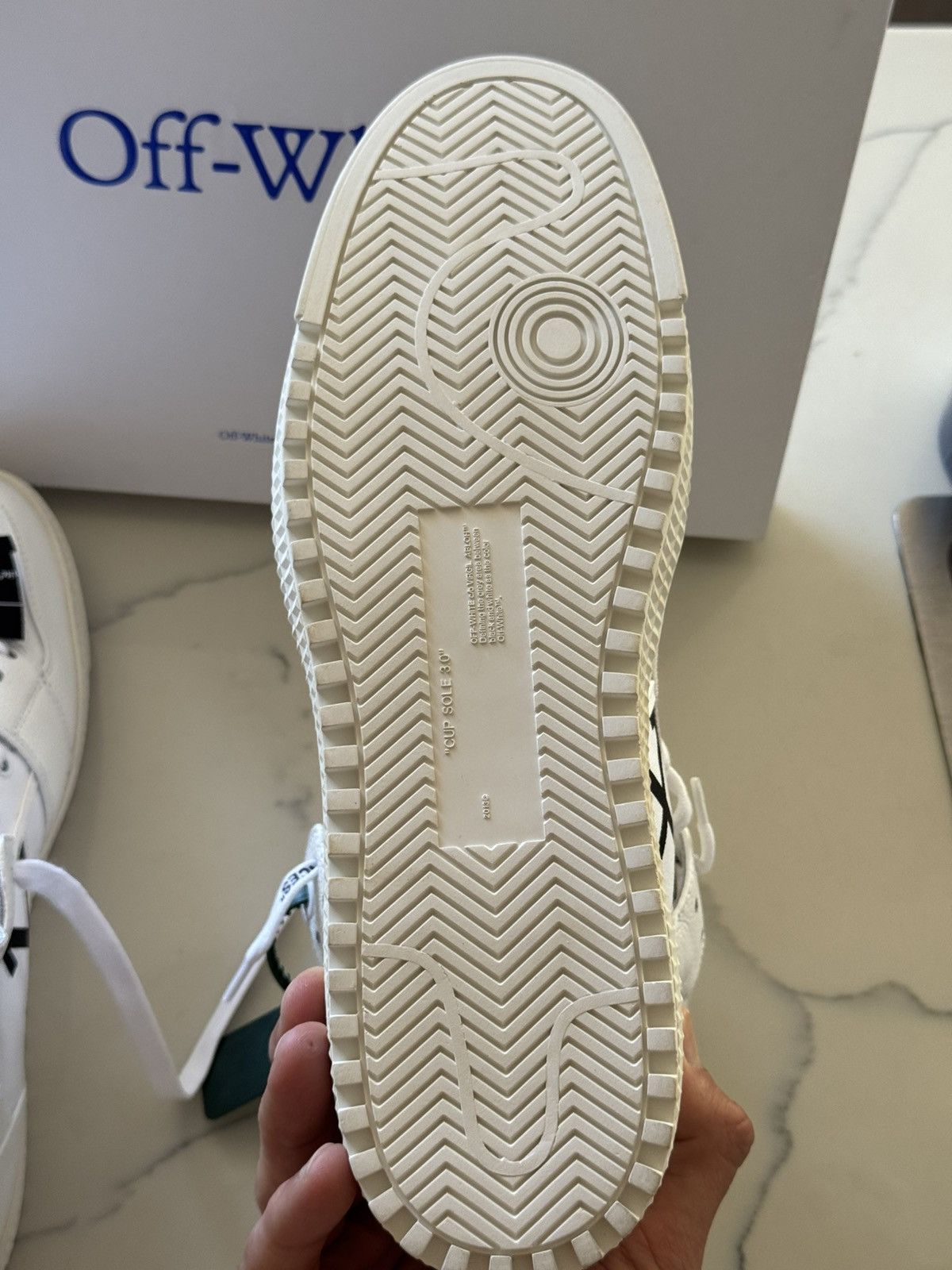 Off-White 3.0 OFF COURT CALF LEATHER WHITE BLACK Size US 13 / EU 46 - 10 Thumbnail