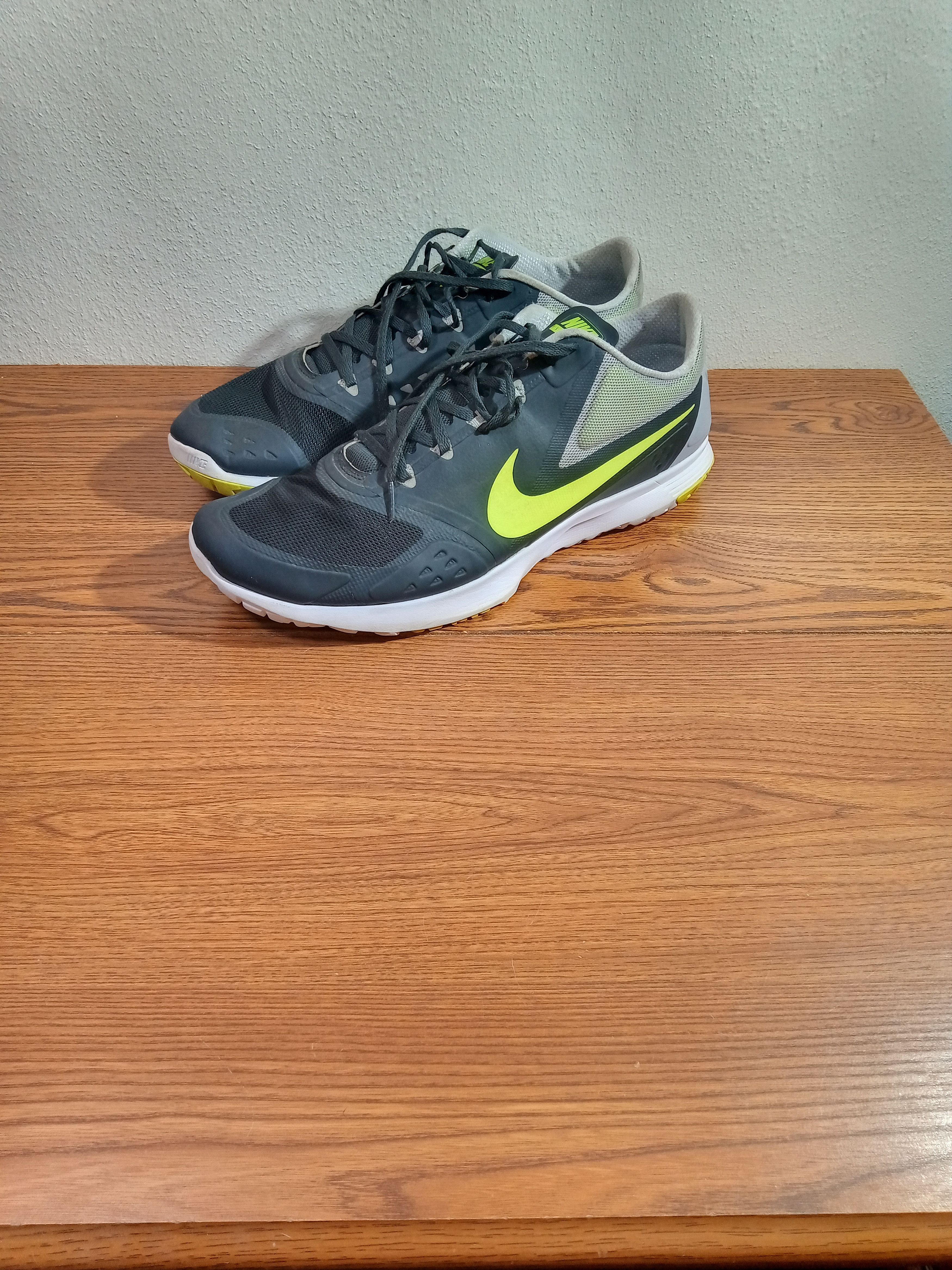 Nike Men's Nike Metcon 1 Flywire Running Sneakers Size US 15 / EU 48 - 3 Thumbnail