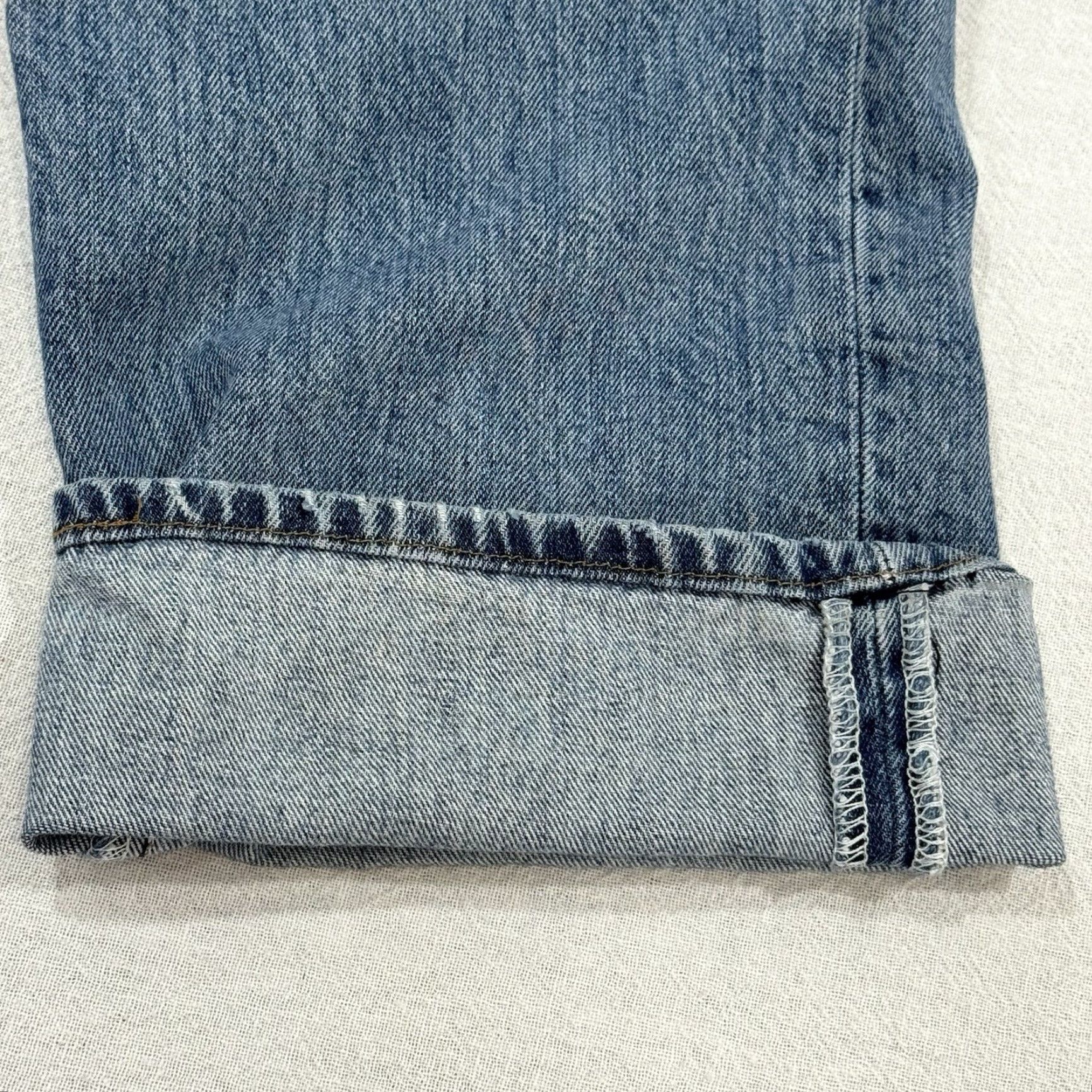 Levi's VINTAGE Levi’s 501 Jeans Denim Button Fly 90s Men’s 38x30 Blue Slim/Regular XX Selvedge Size US 38 / EU 54 - 4 Thumbnail