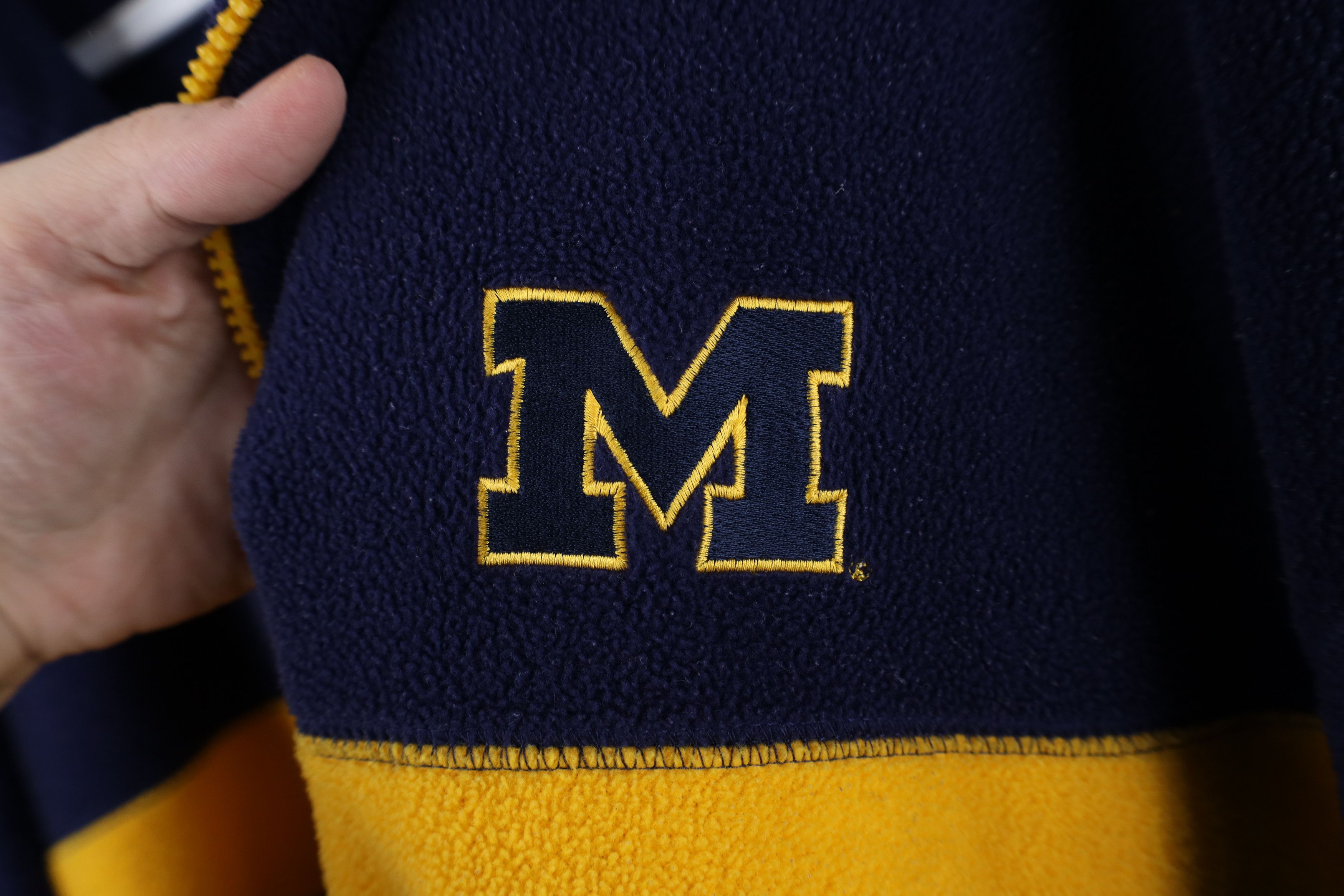 Starter Vintage 90s Starter University of Michigan Fleece Sweater Size US XL / EU 56 / 4 - 5 Thumbnail