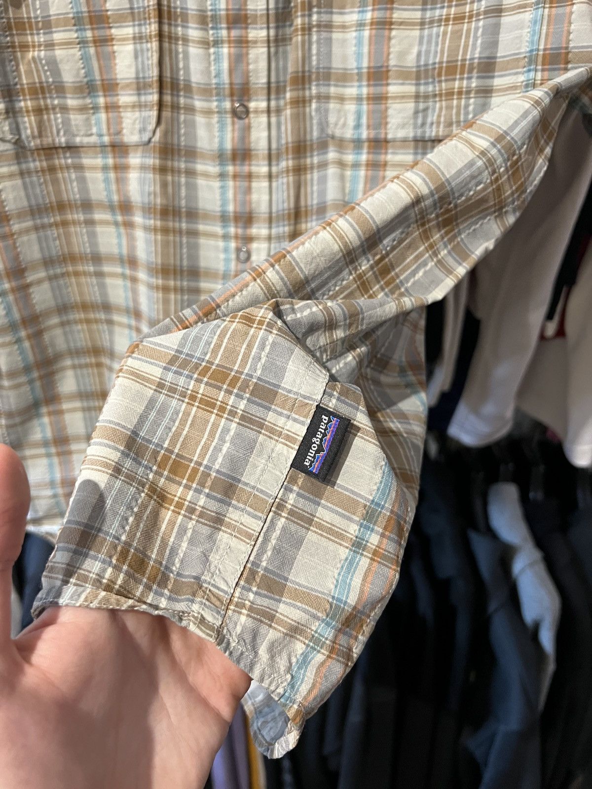 Patagonia VINTAGE PATAGONIA BEIGE BUTTON UP SHIRT BRUSHPOPPER STYLE Size US L / EU 52-54 / 3 - 6 Thumbnail