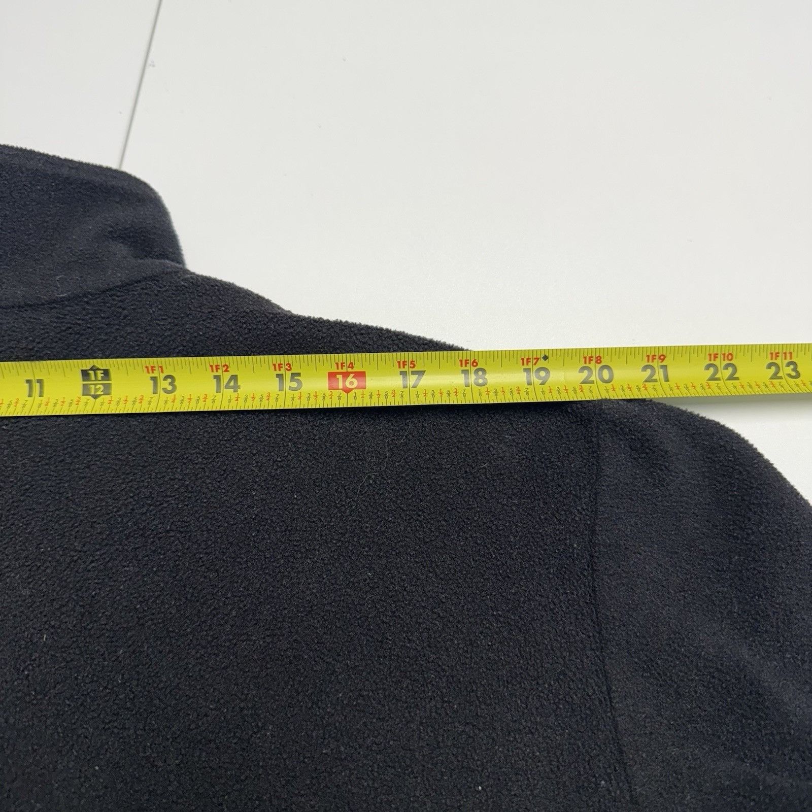 Patagonia Vintage Patagonia Capilene Fleece Jacket Mens XL 24x29 Black Size US XL / EU 56 / 4 - 10 Thumbnail