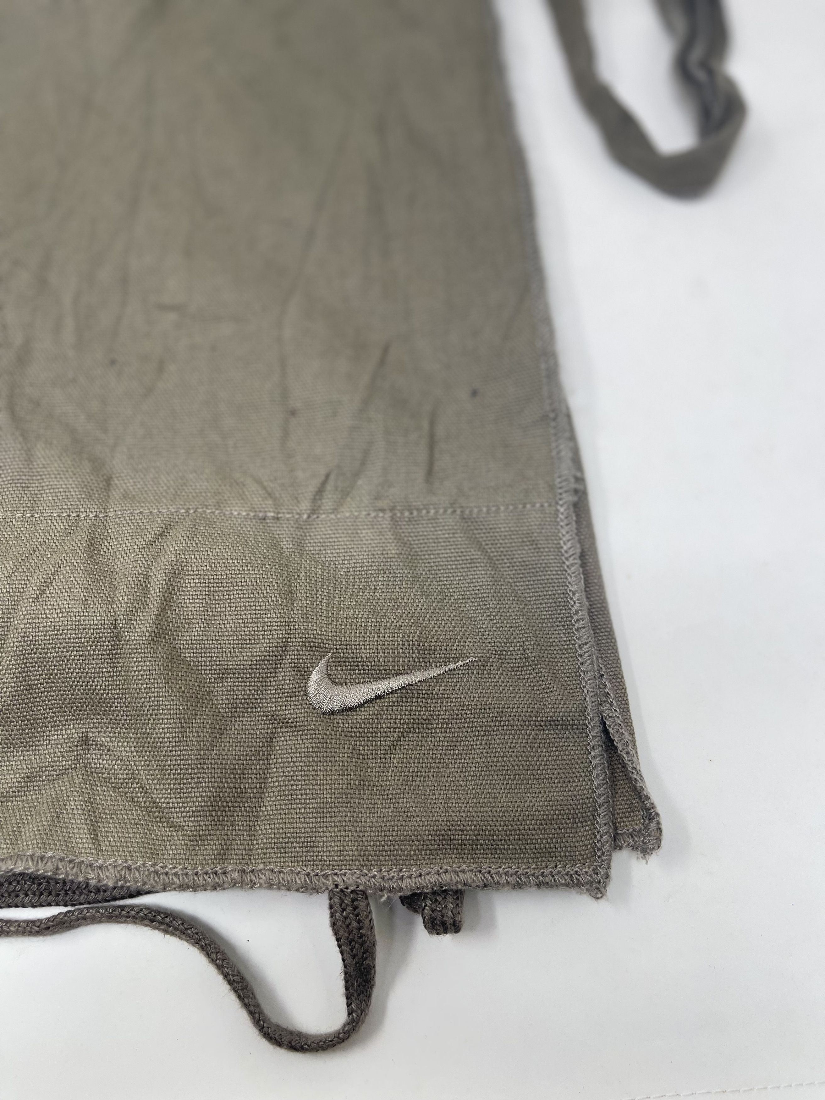 Nike Vintage Y2k Nike Considered Cross Body Bag Size ONE SIZE - 4 Thumbnail