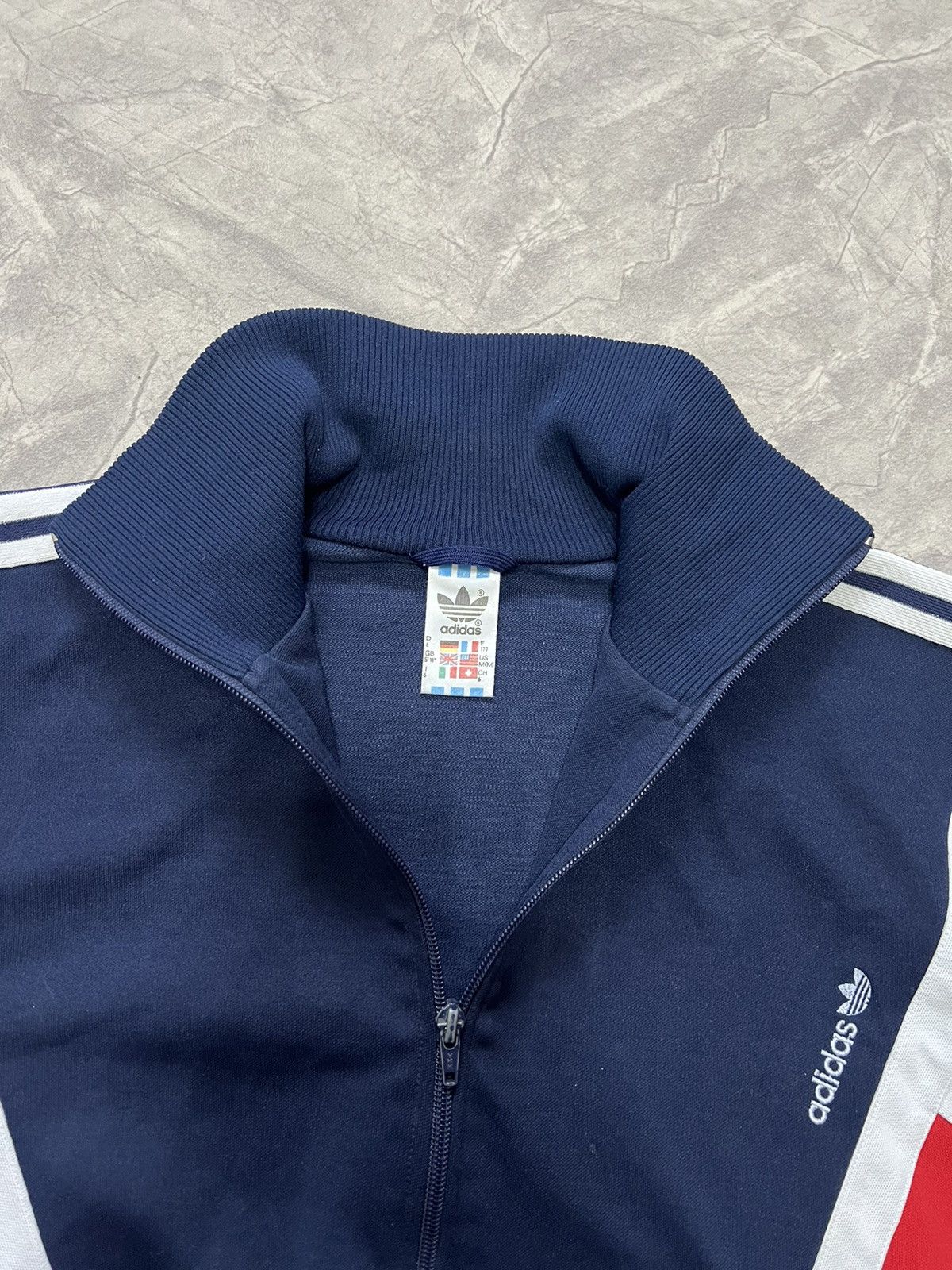 Adidas Vintage Adidas Track Top Jacket Size US L / EU 52-54 / 3 - 8 Thumbnail