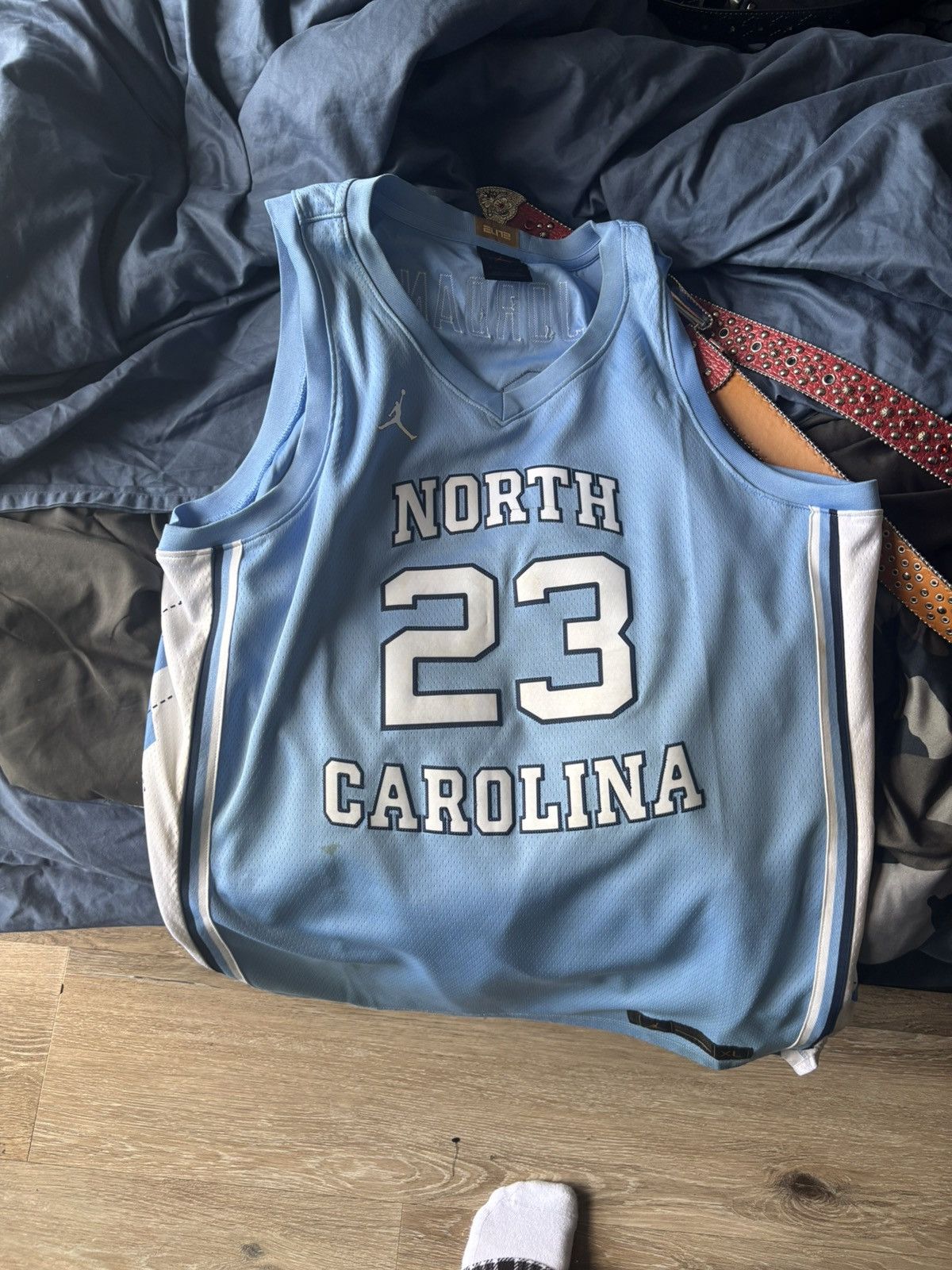 Other Jordan UNC Jersey Size US XL / EU 56 / 4 - 1 Thumbnail