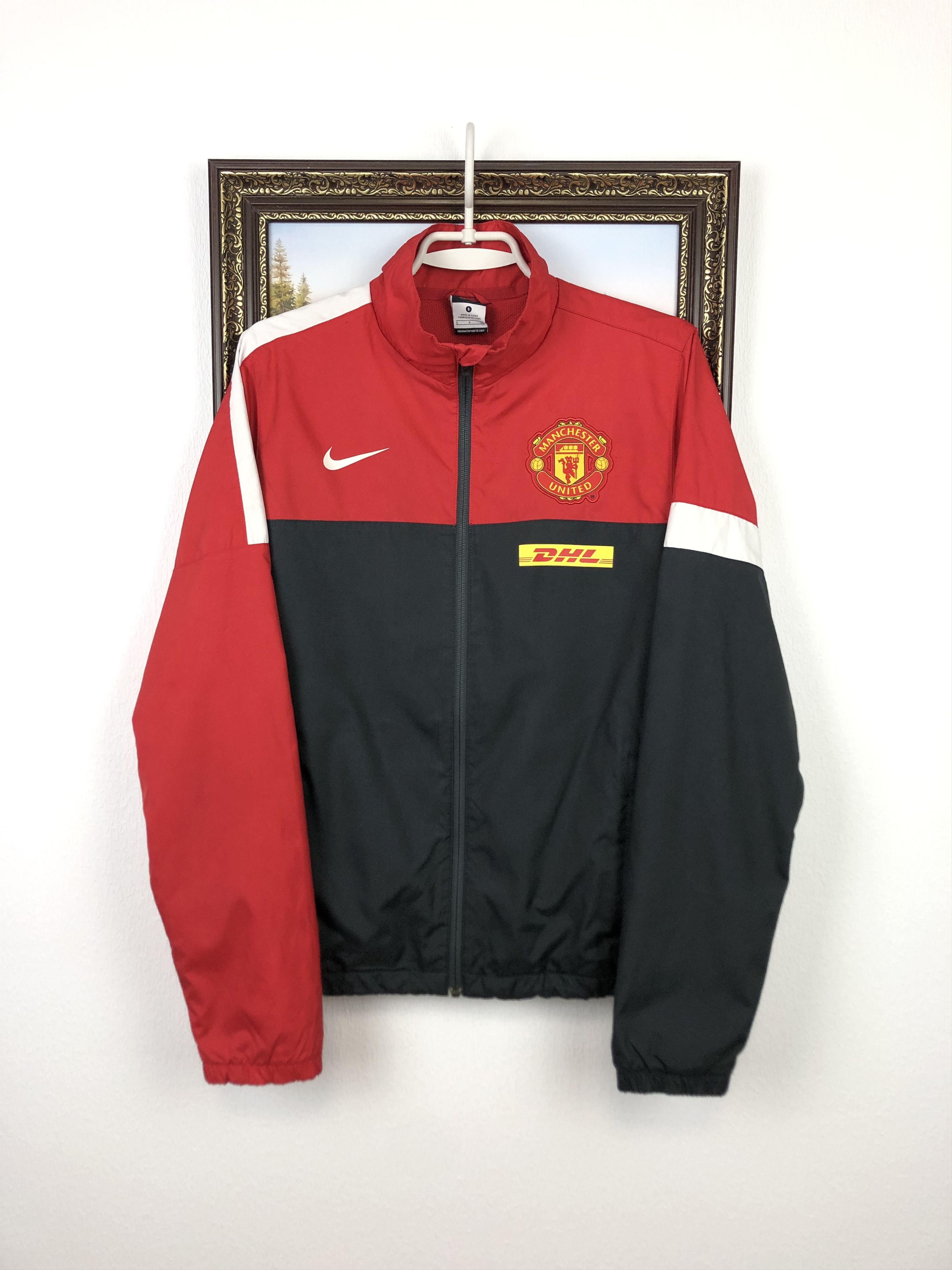 Nike Vintage Nike Manchester United Football Jacket Soccer Size US S / EU 44-46 / 1 - 1 Thumbnail