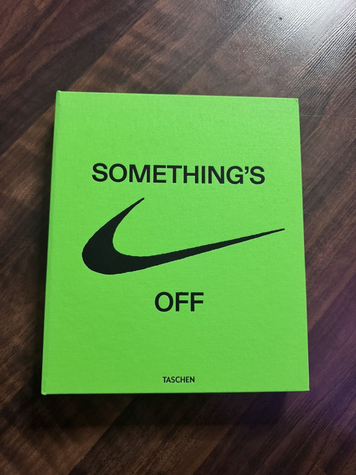 Nike × Off-White Virgil Abloh x Nike “Something’s Off” ICONS Book Size ONE SIZE - 3 Thumbnail
