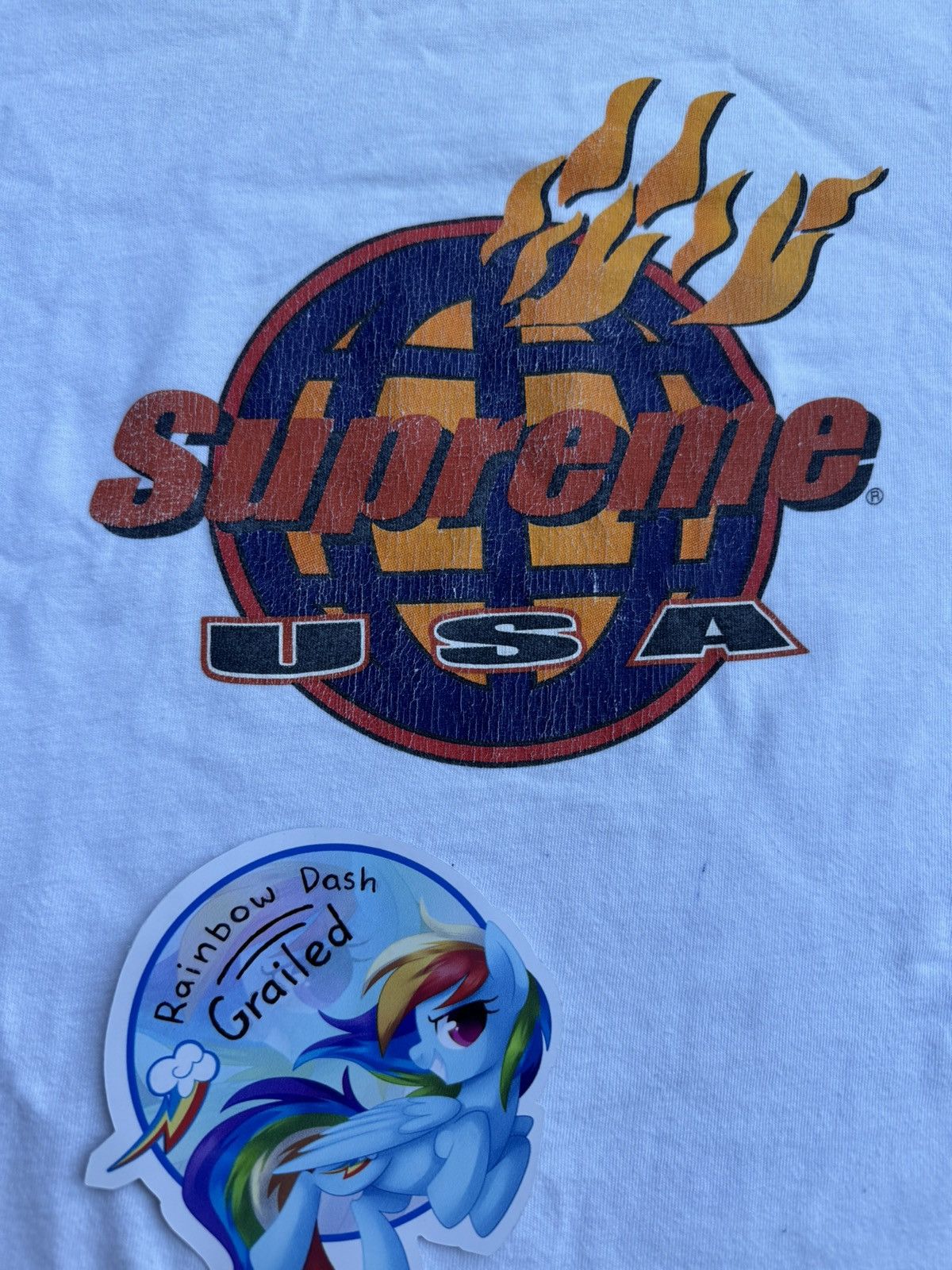 Supreme FW17 Supreme Fire Tee White Size US L / EU 52-54 / 3 - 2 Thumbnail
