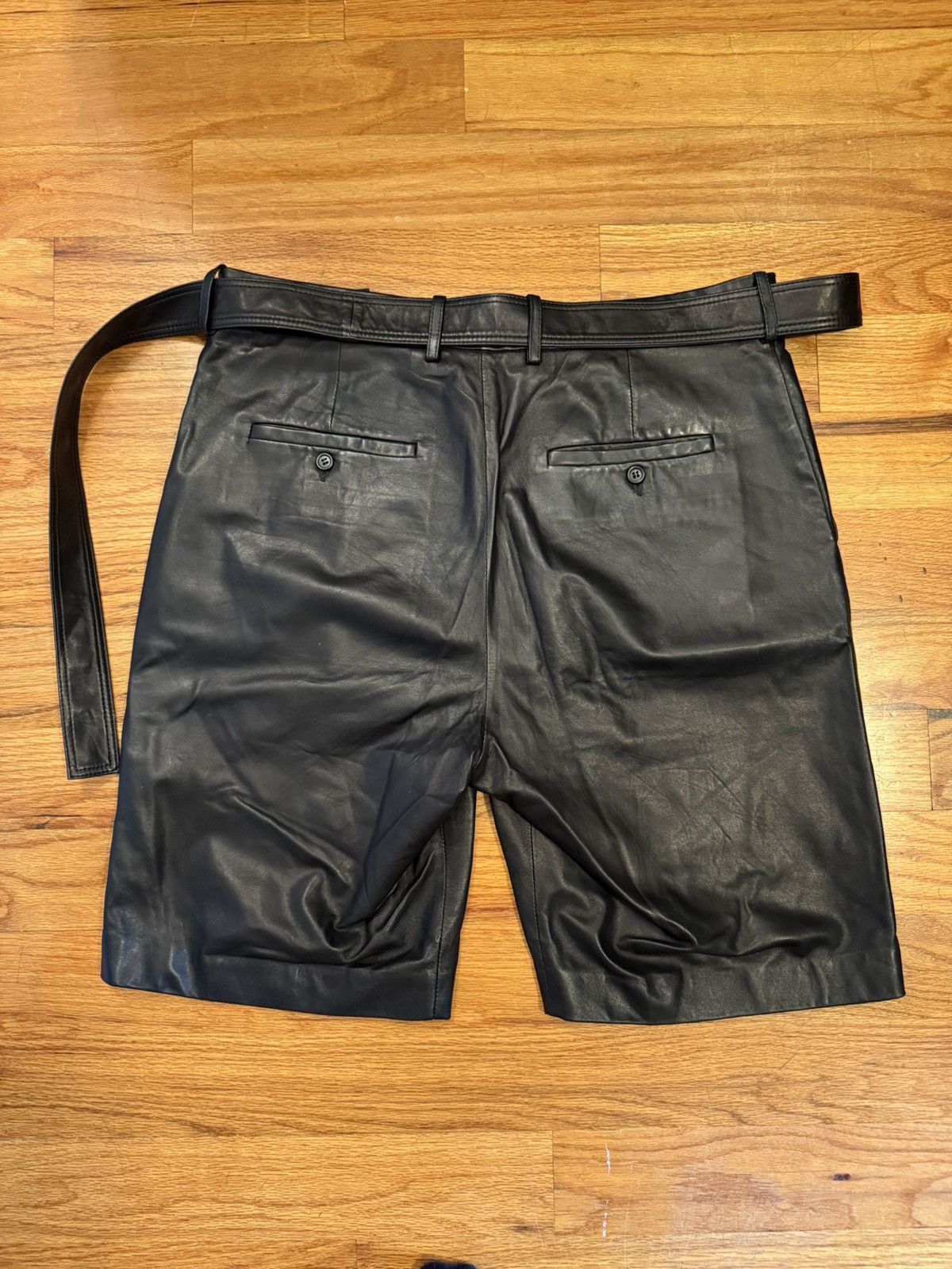 Helmut Lang Helmut Lang Lamb Leather shorts size 12 black Size US 33 - 6 Thumbnail