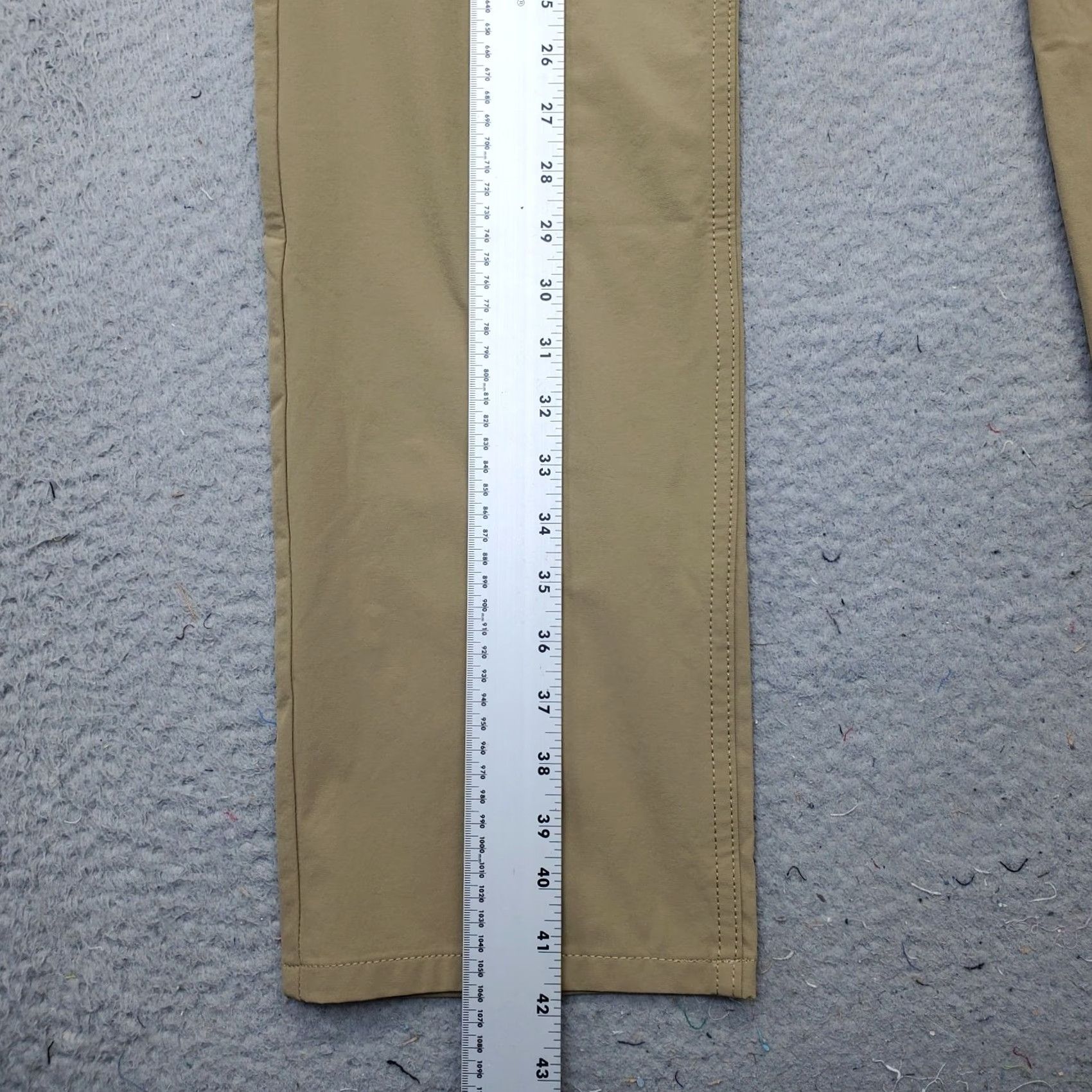 Dockers DOCKERS Mens Pants Hiking Tan 32x32 Straight Regular Pockets Outdoor Denim Style Chino Clothing Mens Size 32 Size US 32 / EU 48 - 3 Thumbnail