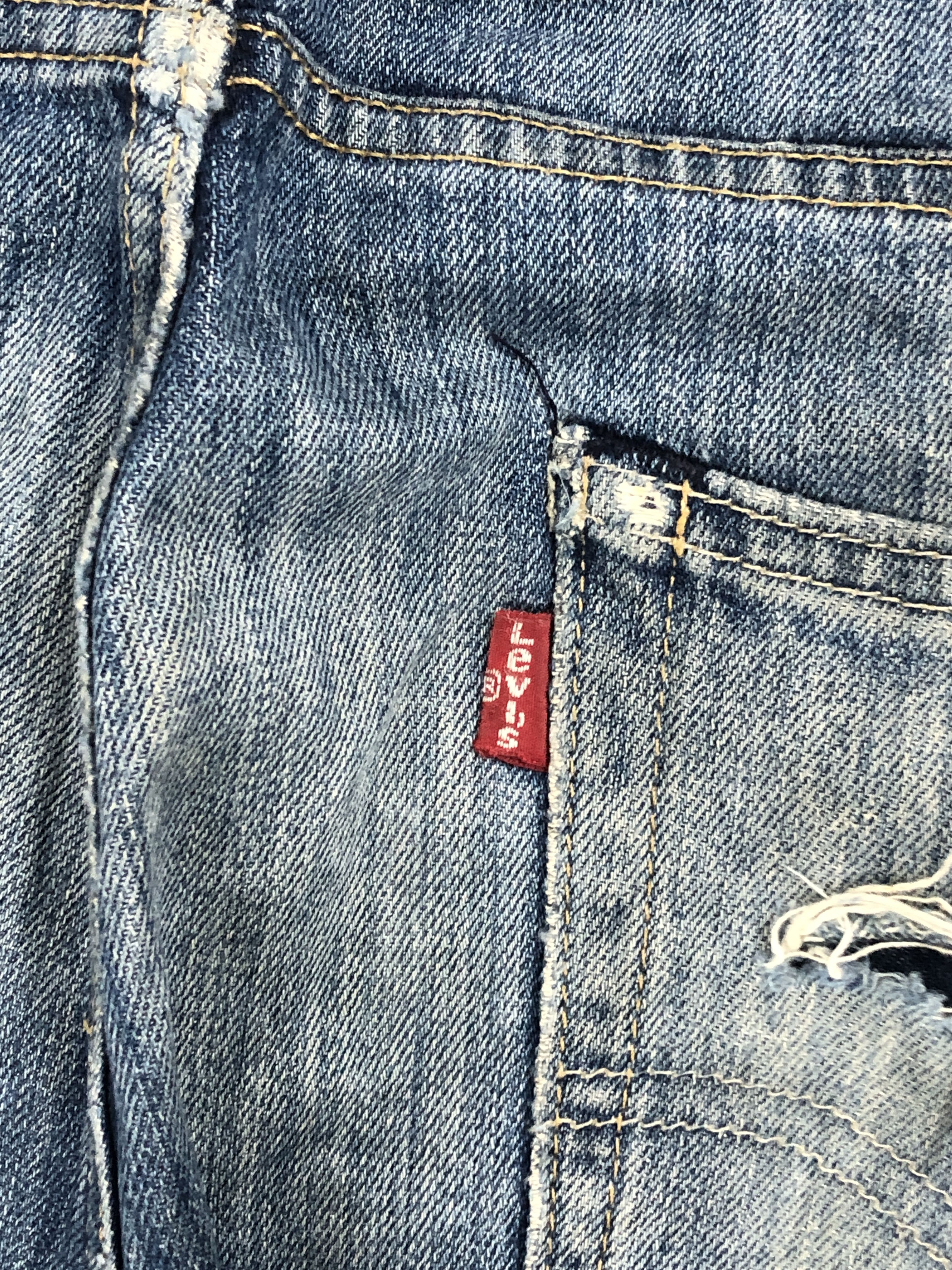 Levi's × Vintage Distressed Vintage Levi's 513 Faded Blue Jeans DP2248 Size US 33 - 6 Thumbnail