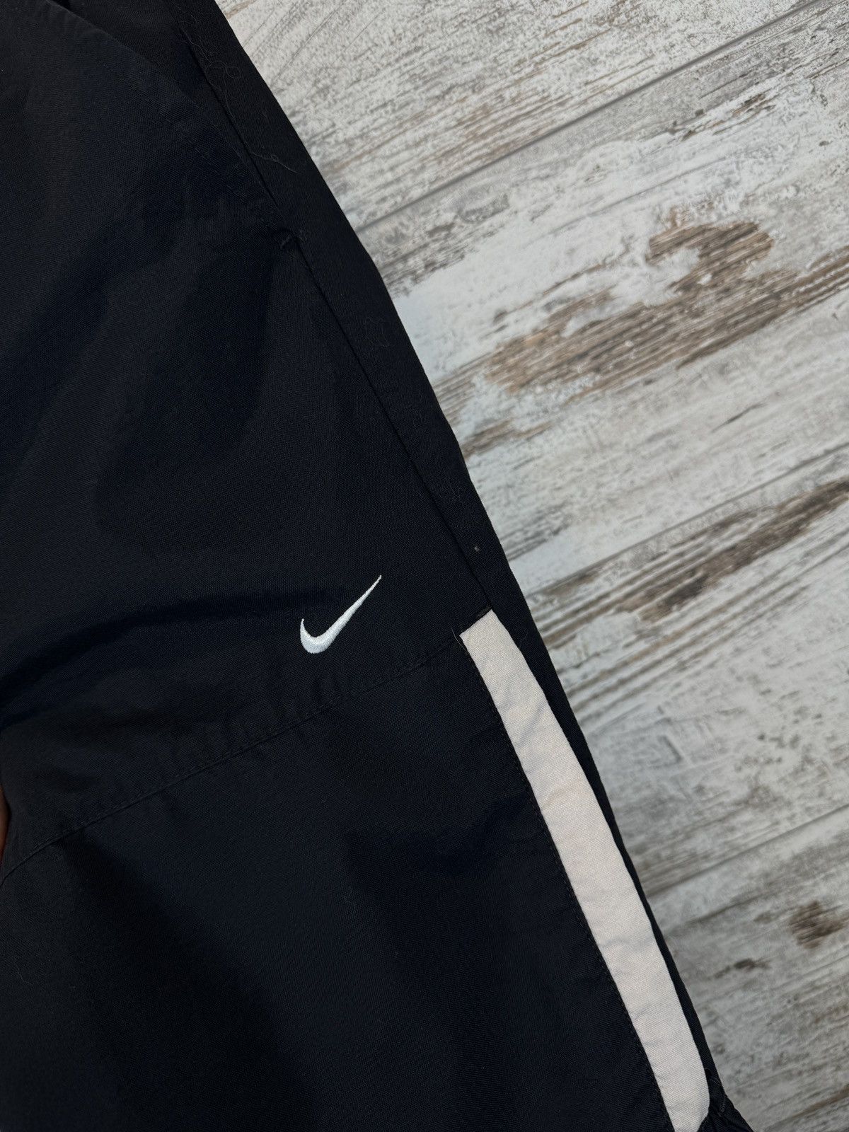 Nike Mens Vintage Nike Cargo drill pants sweatpants y2k swoosh Size US 30 / EU 46 - 7 Thumbnail