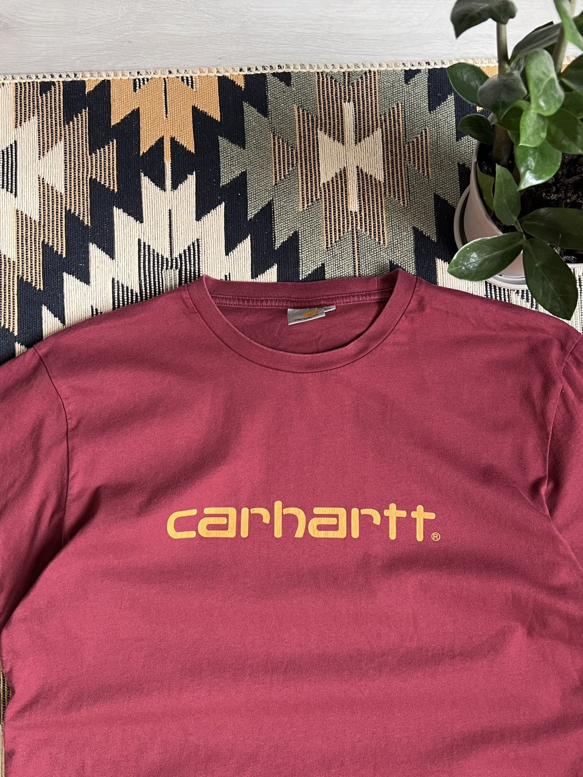 Carhartt Vintage Carhartt Centre Big Logo T-shirt Size US XL / EU 56 / 4 - 6 Thumbnail
