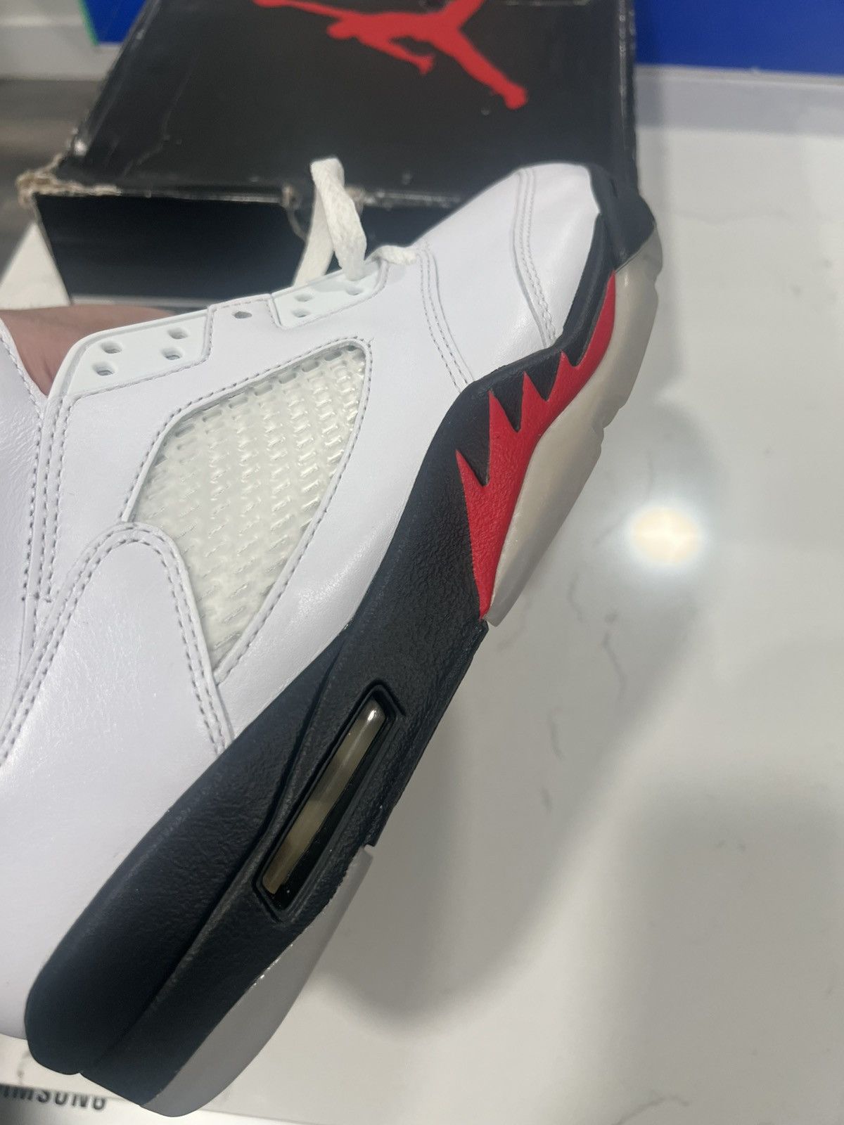 Jordan Brand Jordan 5 retro 2020 sz 8.5 fire red Size US 8.5 / EU 41-42 - 13 Thumbnail