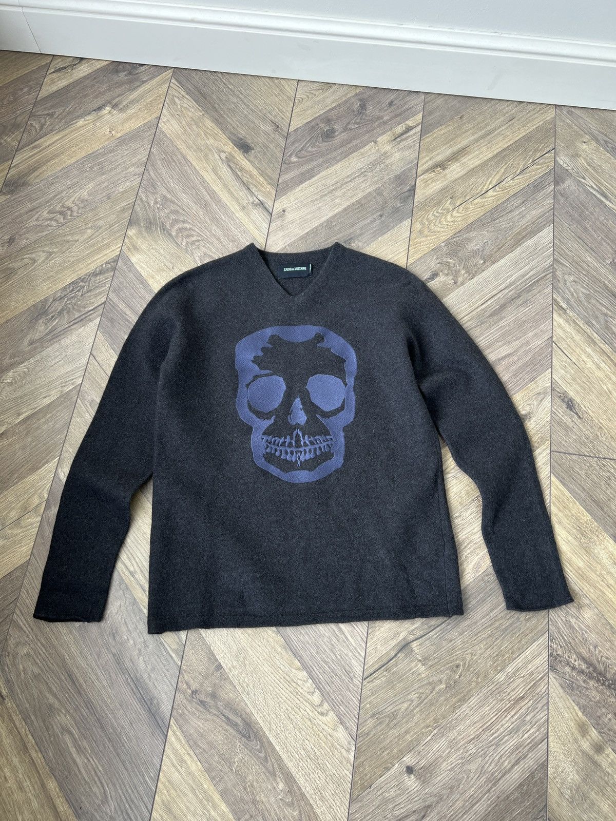 Designer × Vintage × Zadig & Voltaire Vintage Zadig & Voltaire Wool Skull V-Neck Sweater Pullover Size S / US 4 / IT 40 - 4 Thumbnail