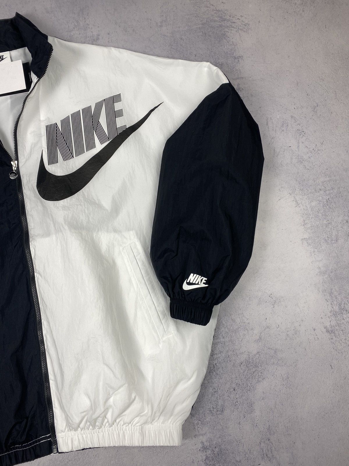 Nike New Nike Swoosh Big Logo Nylon Y2K Drill Jacket Bomber Size S / US 4 / IT 40 - 4 Thumbnail