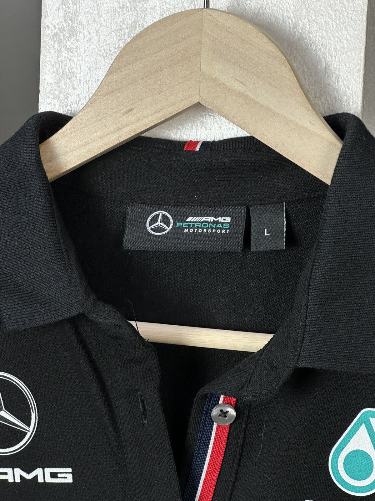 Tommy Hilfiger Vintage Mercedes Benz Formula One Petronas AMG Y2K Tee Size L / US 10 / IT 46 - 4 Thumbnail
