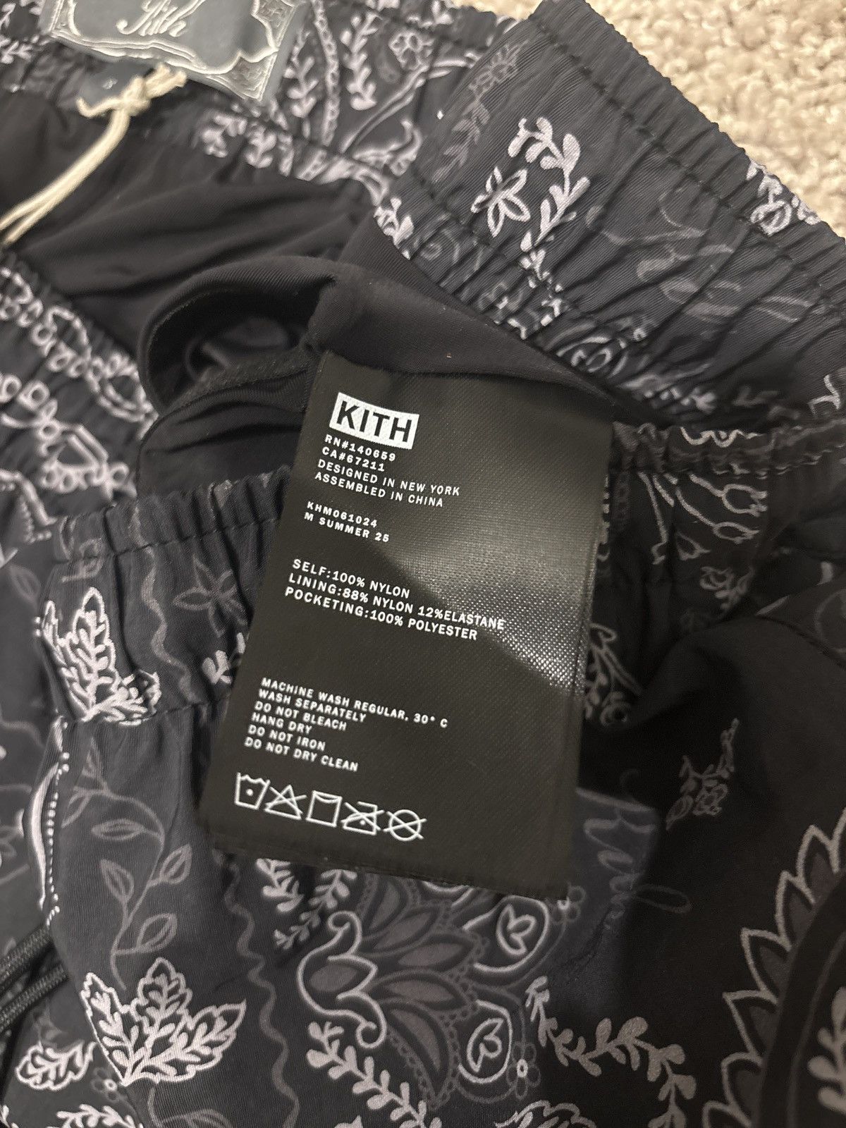 Kith Kith paisley swim trunks Size US 29 - 3 Thumbnail