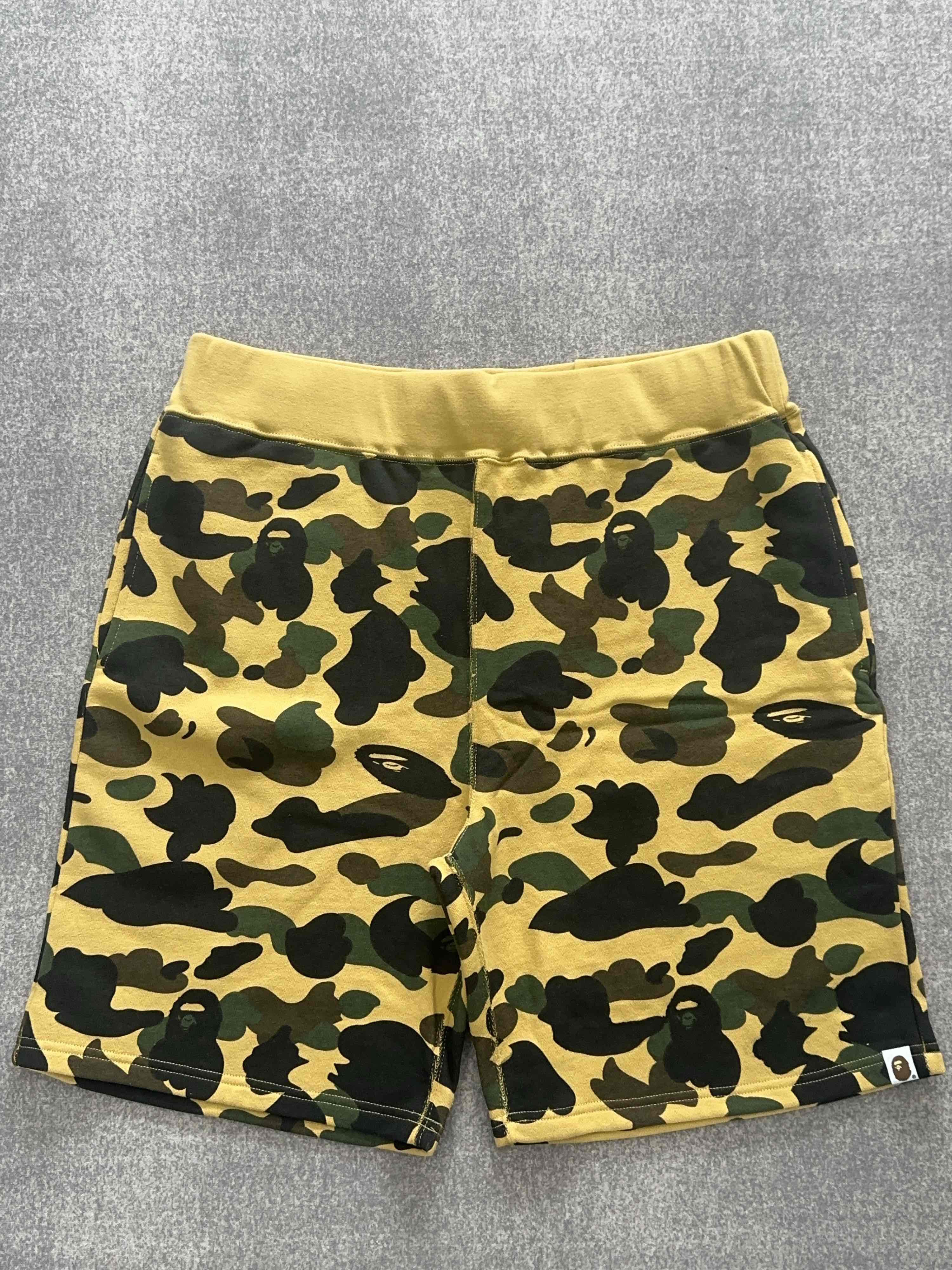 Bape A Bathing Ape Camo Logo Shorts Size 2XL Size US 38 / EU 54 - 1 Thumbnail