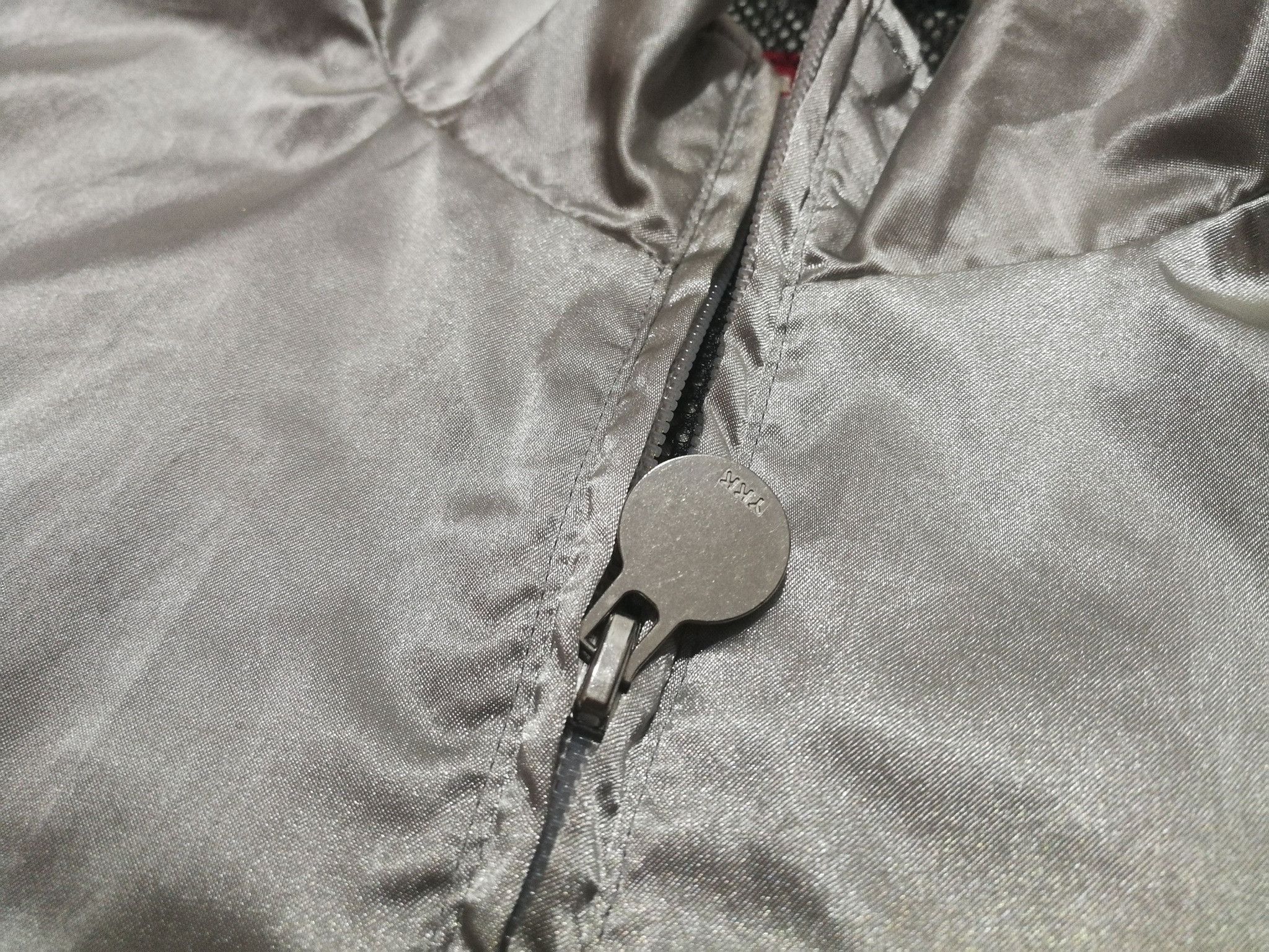 Onitsuka Tiger Onitsuka Tiger silver track top L 1839 Size US L / EU 52-54 / 3 - 8 Thumbnail