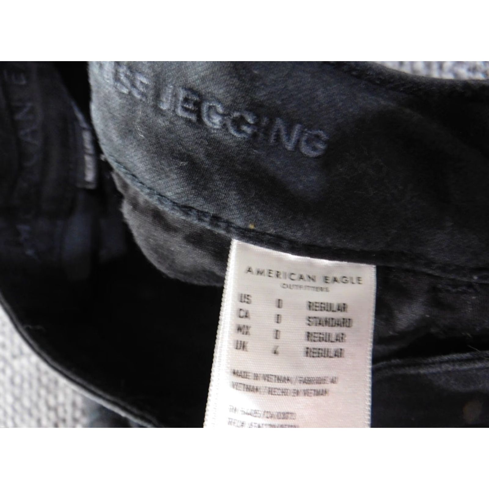 American Eagle Outfitters American Eagle Outfitters Jeans Womens 0 Jegging Mid Rise Distressed Black Denim Size 42" / US 20 - 5 Thumbnail