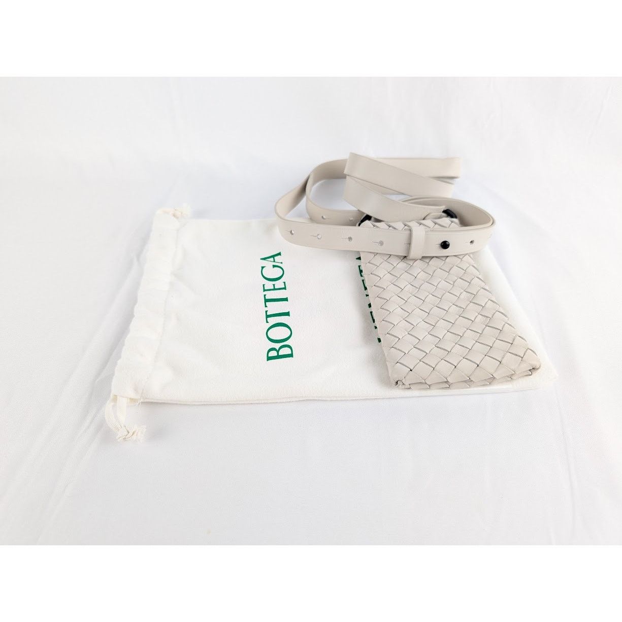Bottega Veneta o1rshd1 Size: OS / Intrecciato Cabat in Cream Size ONE SIZE - 7 Thumbnail