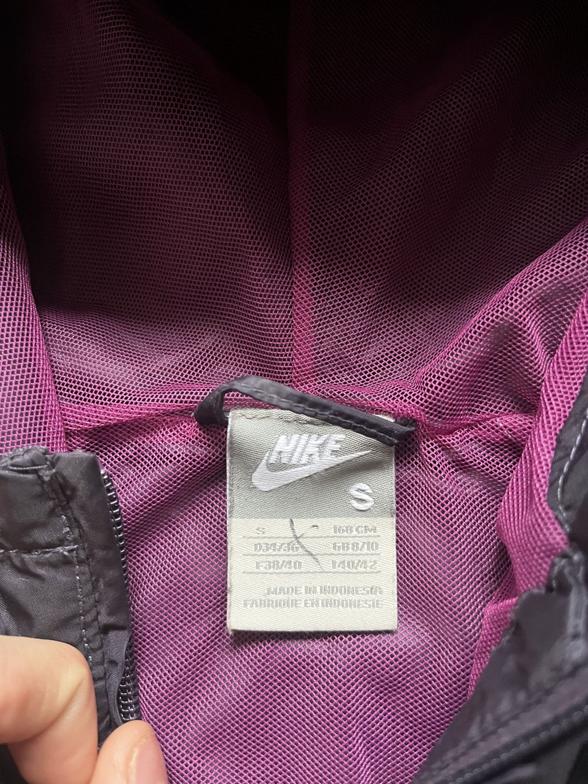 Nike × Vintage Vintage Nike Windbreaker Women’s Jacket Drill Purple Size S Size S / US 4 / IT 40 - 6 Thumbnail