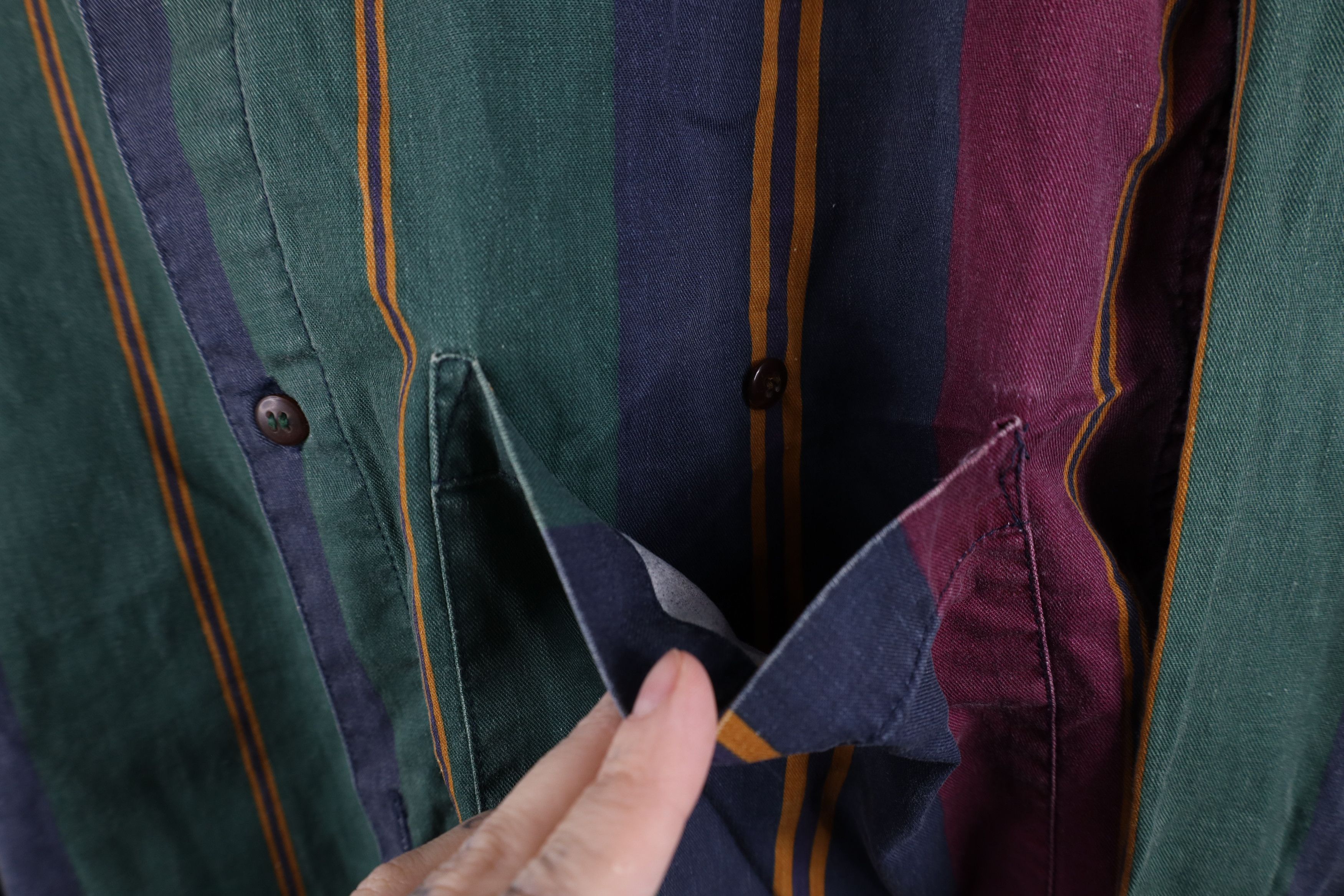 Vintage Vintage 90s Streetwear Rainbow Striped Button Shirt Size US M / EU 48-50 / 2 - 6 Thumbnail