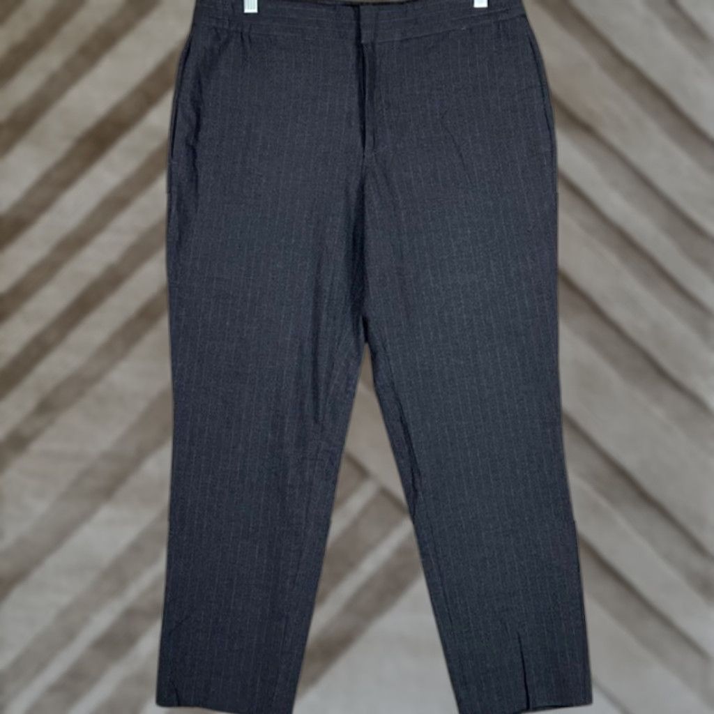 Banana Republic Banana Republic Mens Pants Gray Pinstripe Mason Athletic Tapered Stretch 32x30 Pants Mens Regular Gray Pinstripe Tapered Stretch 32x30 Size US 31 - 1 Thumbnail
