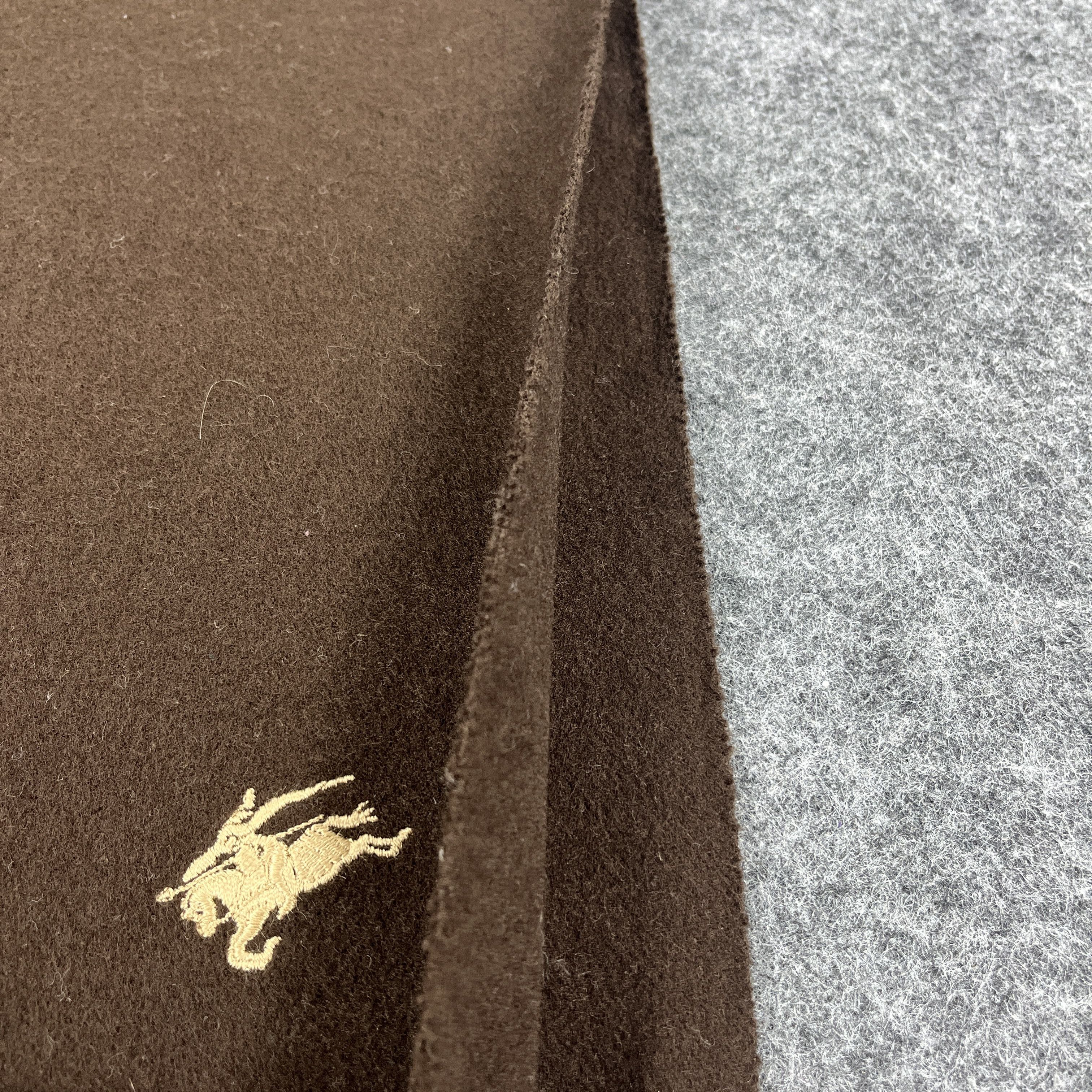 Burberry Vintage Burberry Scarf / Muffler / Neckwear T1048 Size ONE SIZE - 7 Thumbnail