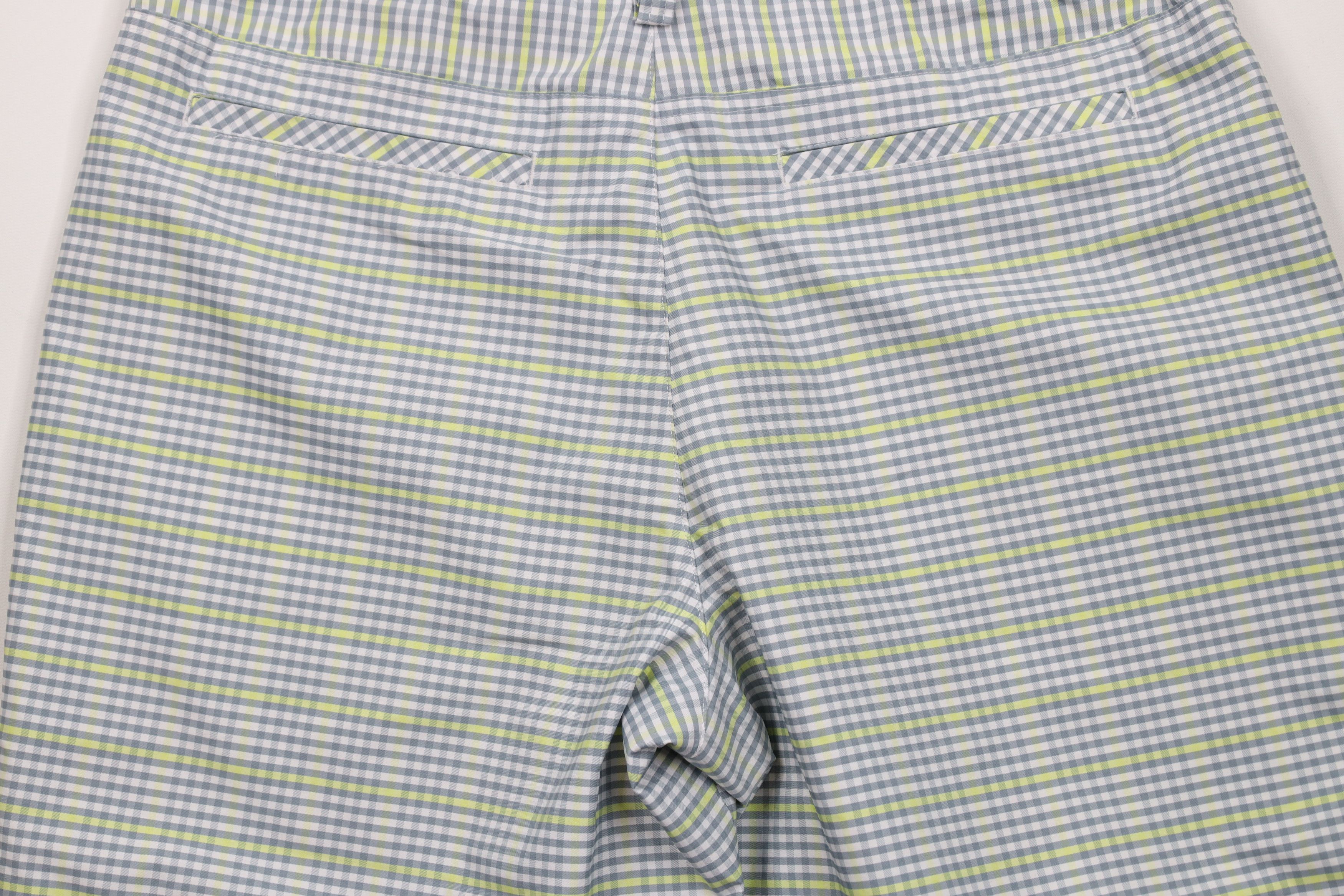 Puma × Vintage Puma Golf Cell Above Knee Golfing Chino Shorts Plaid Size US 32 / EU 48 - 14 Thumbnail