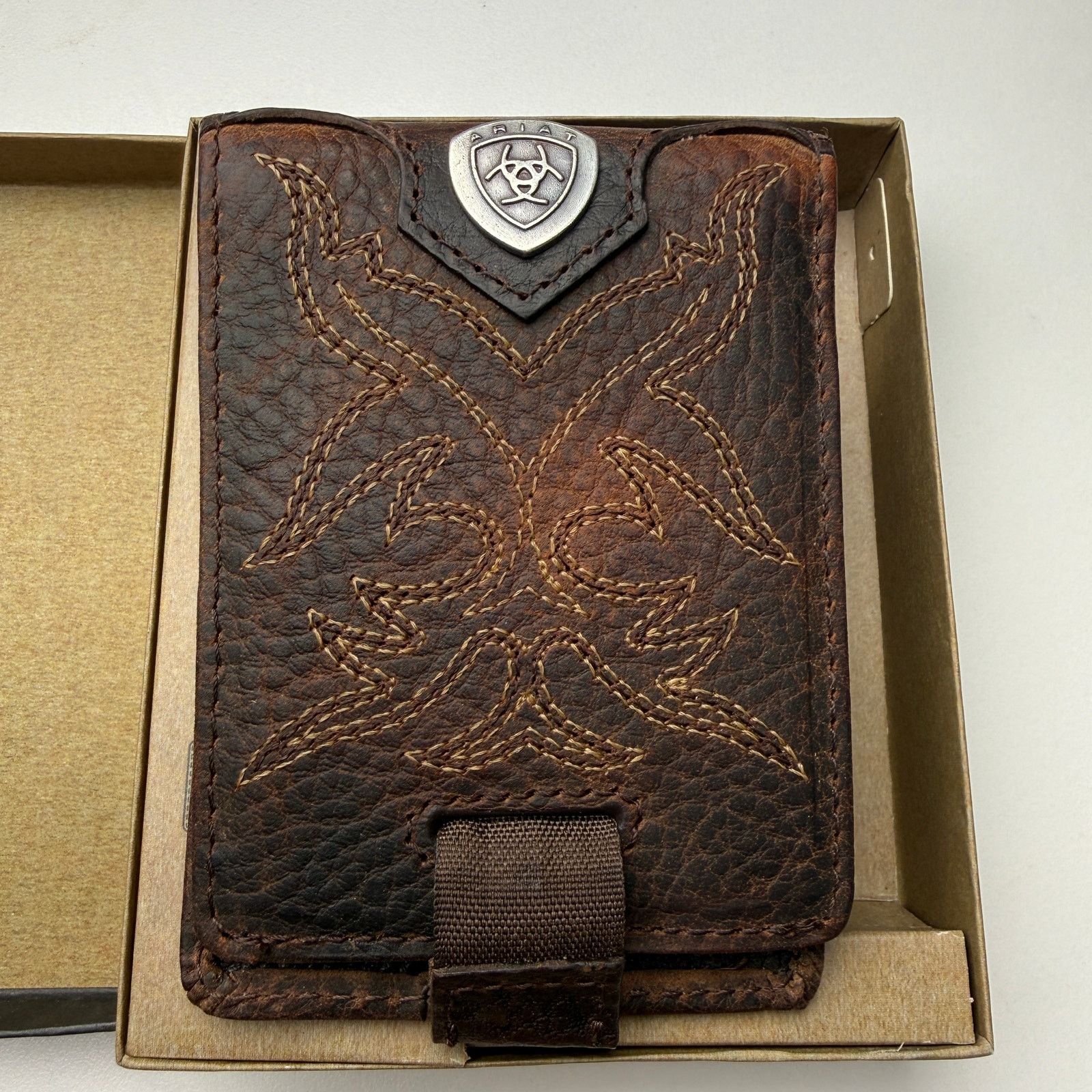 Ariat Ariat Bifold Wallet with Money Clip Dark Brown Size 26 - 1 Thumbnail