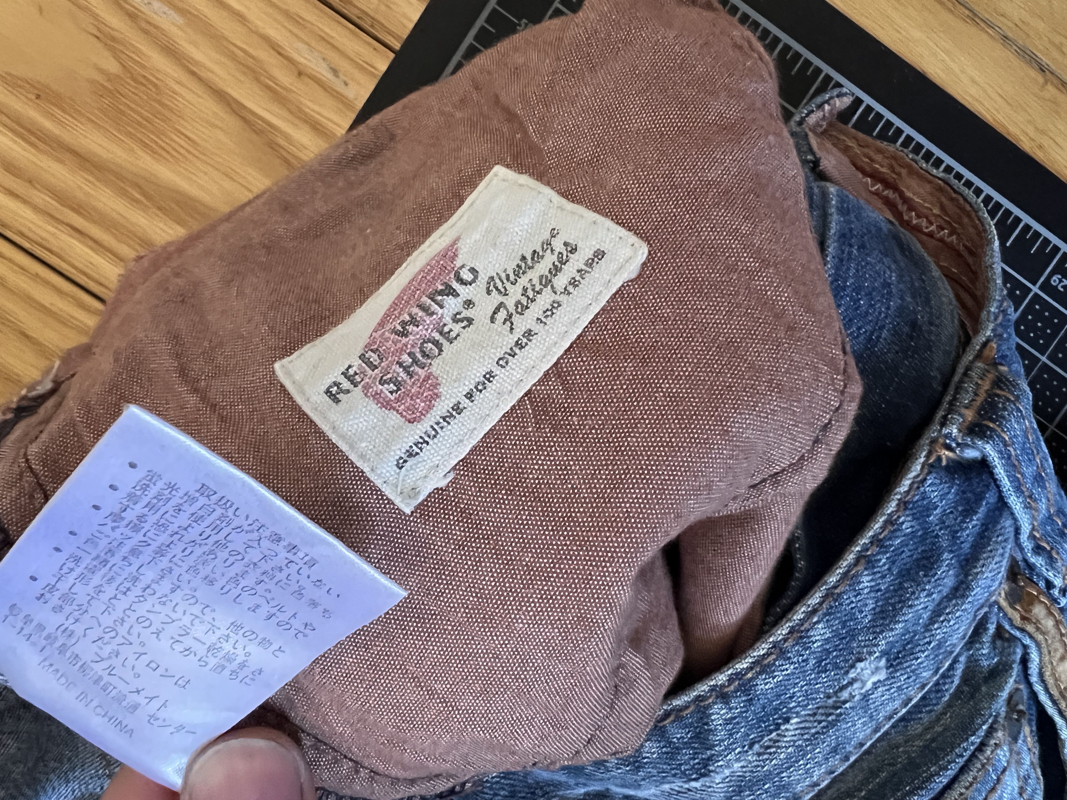 Red Wing VTG 90s Red Wings Slim Flare Jeans with leather + studs Size US 30 / EU 46 - 4 Thumbnail