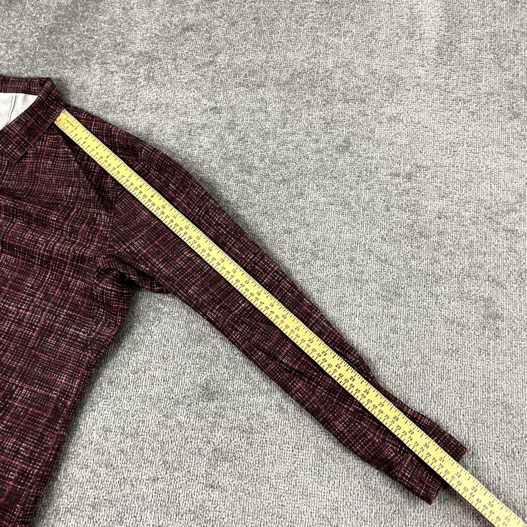 Lululemon LULULEMON Shirt Mens L/XL Airing Easy Button Up Long Sleeve Marker Check Cassis Size US L / EU 52-54 / 3 - 6 Thumbnail