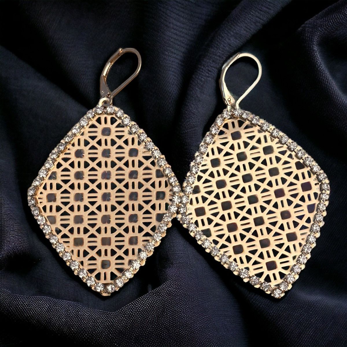 Other Filigree rhinestone trim dangle earrings Size ONE SIZE - 1 Thumbnail
