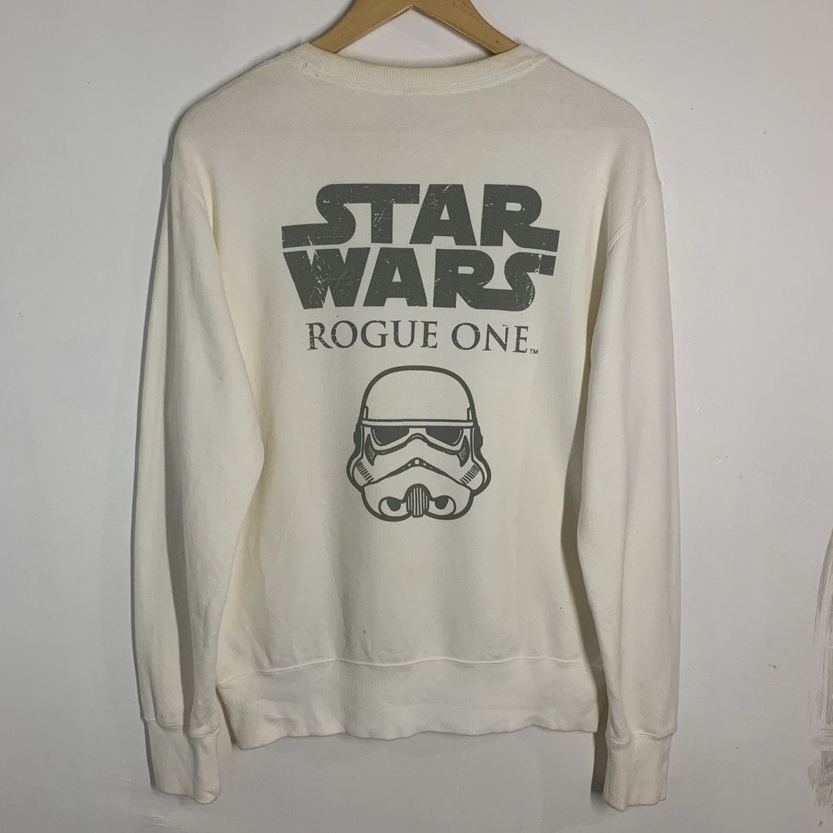 Vintage Uniqlo x Star Wars Sweatshirt