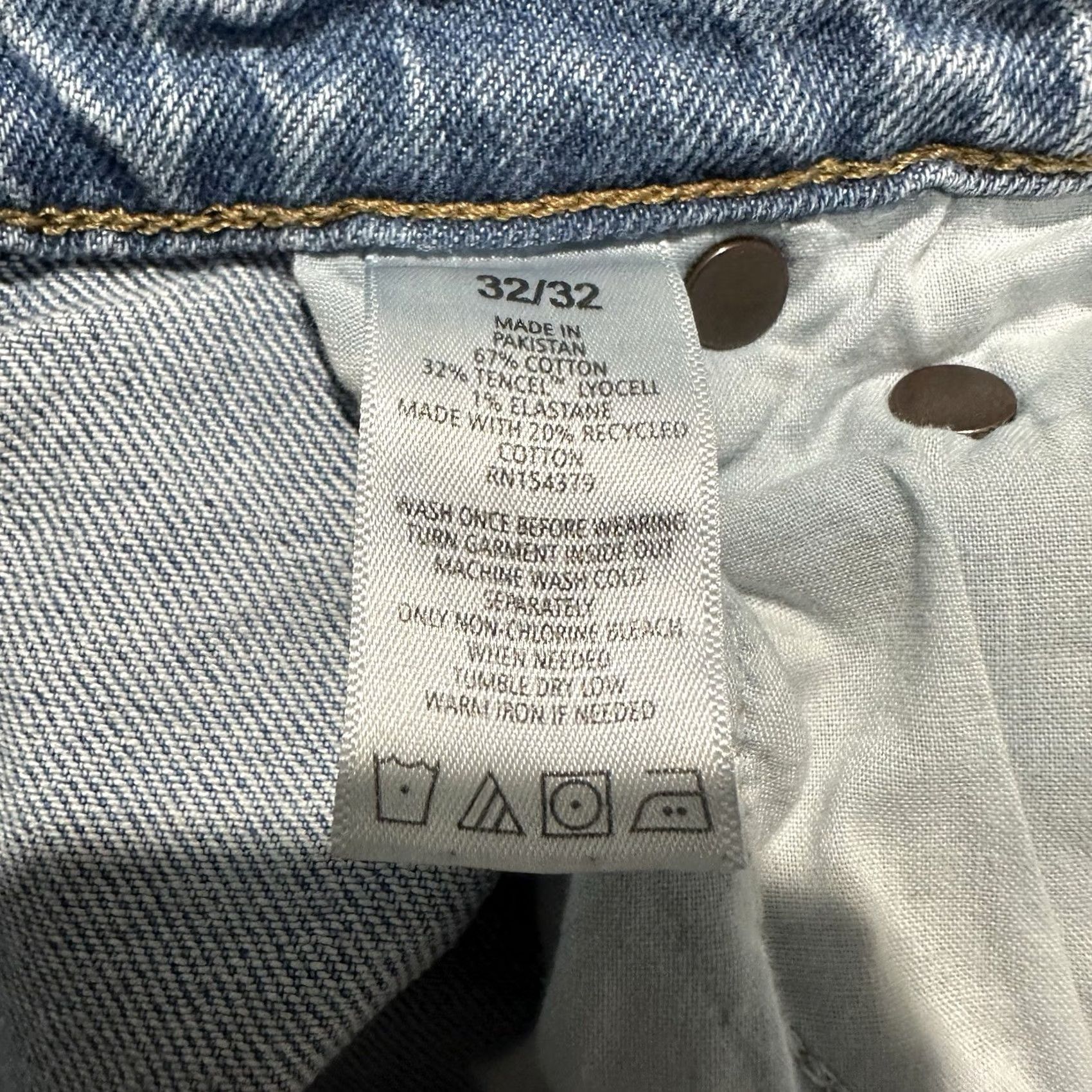 Vintage Aéropostale Jeans Men 32x32 Blue Denim Light Wash Straight Classic 5-Pocket Regular Fit Size 32 Size US 32 / EU 48 - 7 Thumbnail