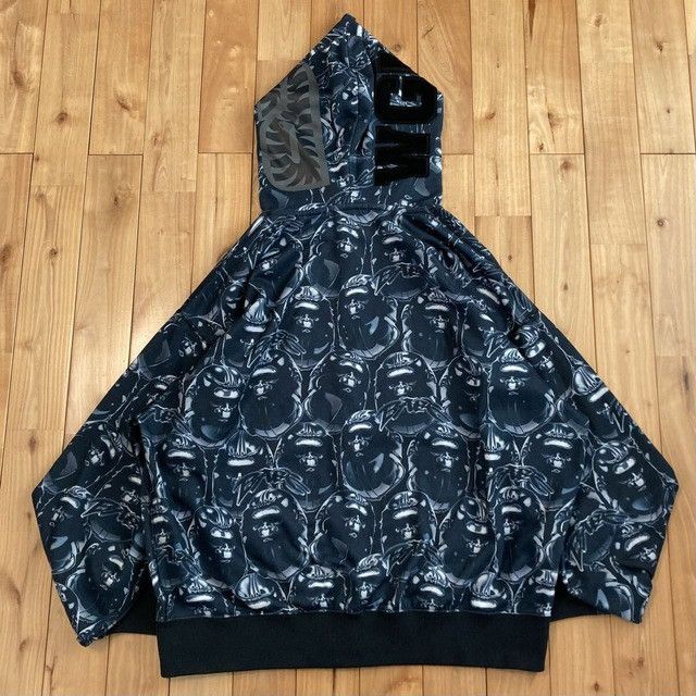 Bape BAPE APE HEAD GRAFFITI SHARK FULL ZIP HOODIE a bathing ape Size US XXL / EU 58 / 5 - 5 Thumbnail
