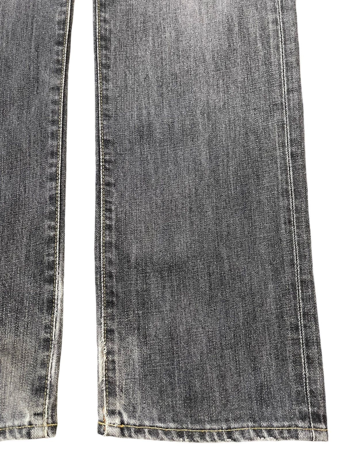 Uniqlo Vintage Y2K Japan Uniqlo Grey Faded Wash Style Straight Leg Size US 33 - 8 Thumbnail