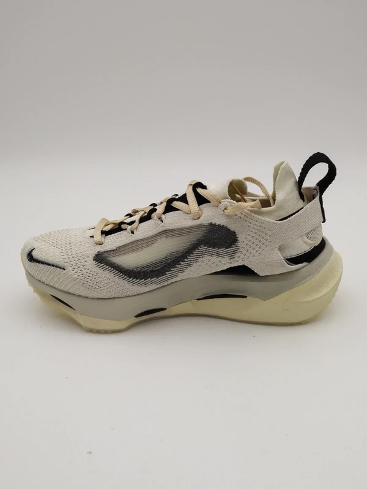 Nike Nike Spark Flyknit - DD1901 001 - Cream Black Sneakers Size US 5 / IT 35 - 7 Thumbnail