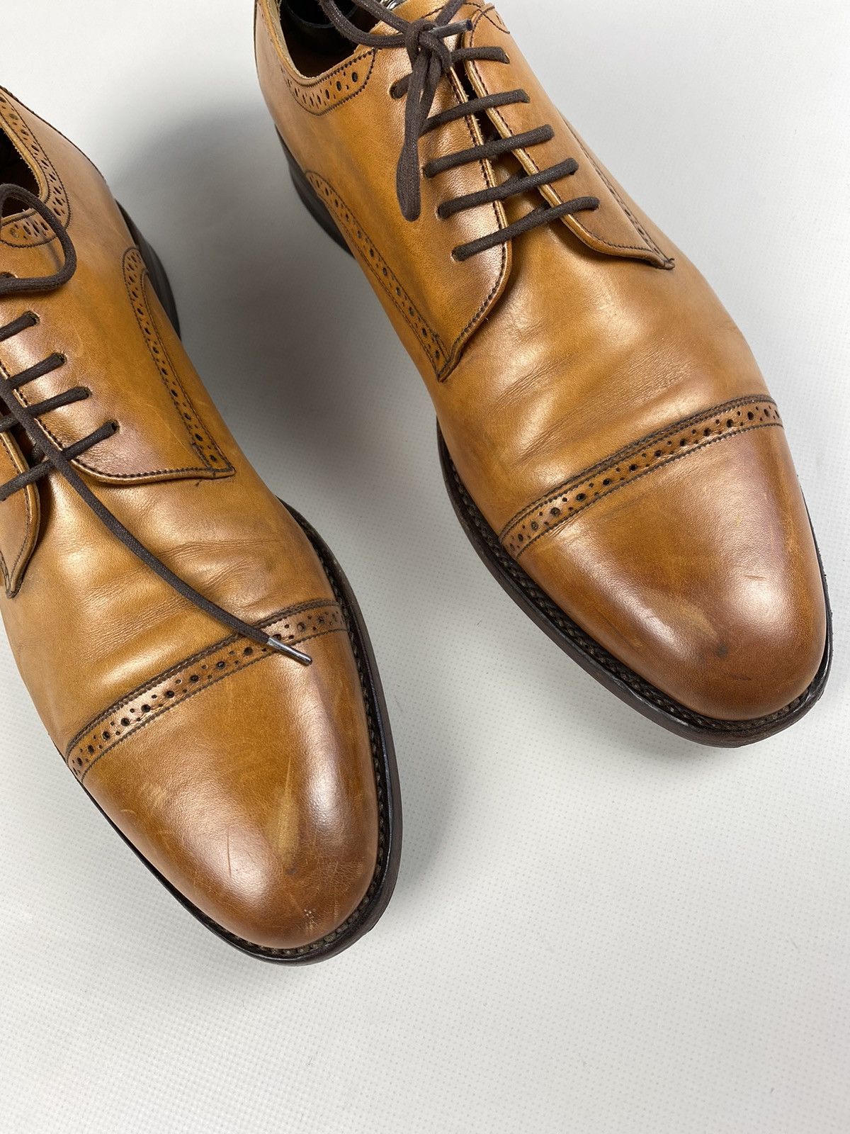 Loake Loake Guilhall men’s leather Oxford formal shoes Size US 9.5 / EU 42-43 - 9 Thumbnail