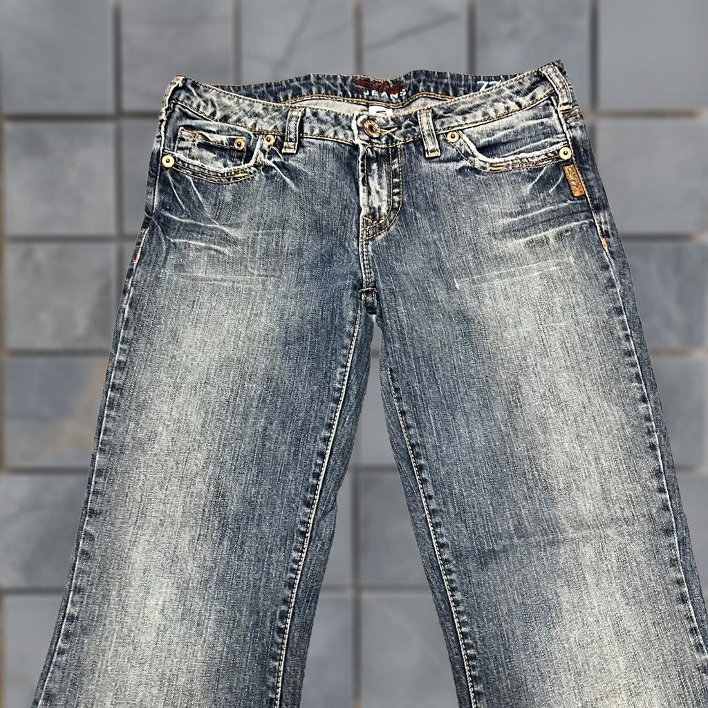 Silver Jeans Co. VINTAGE Silver 77 Flare Jeans Womens 30 Blue Denim Pants Low Rise Western Womens Jeans 30 Blue Flare Jeans Size 30" / US 8 / IT 44 - 1 Thumbnail