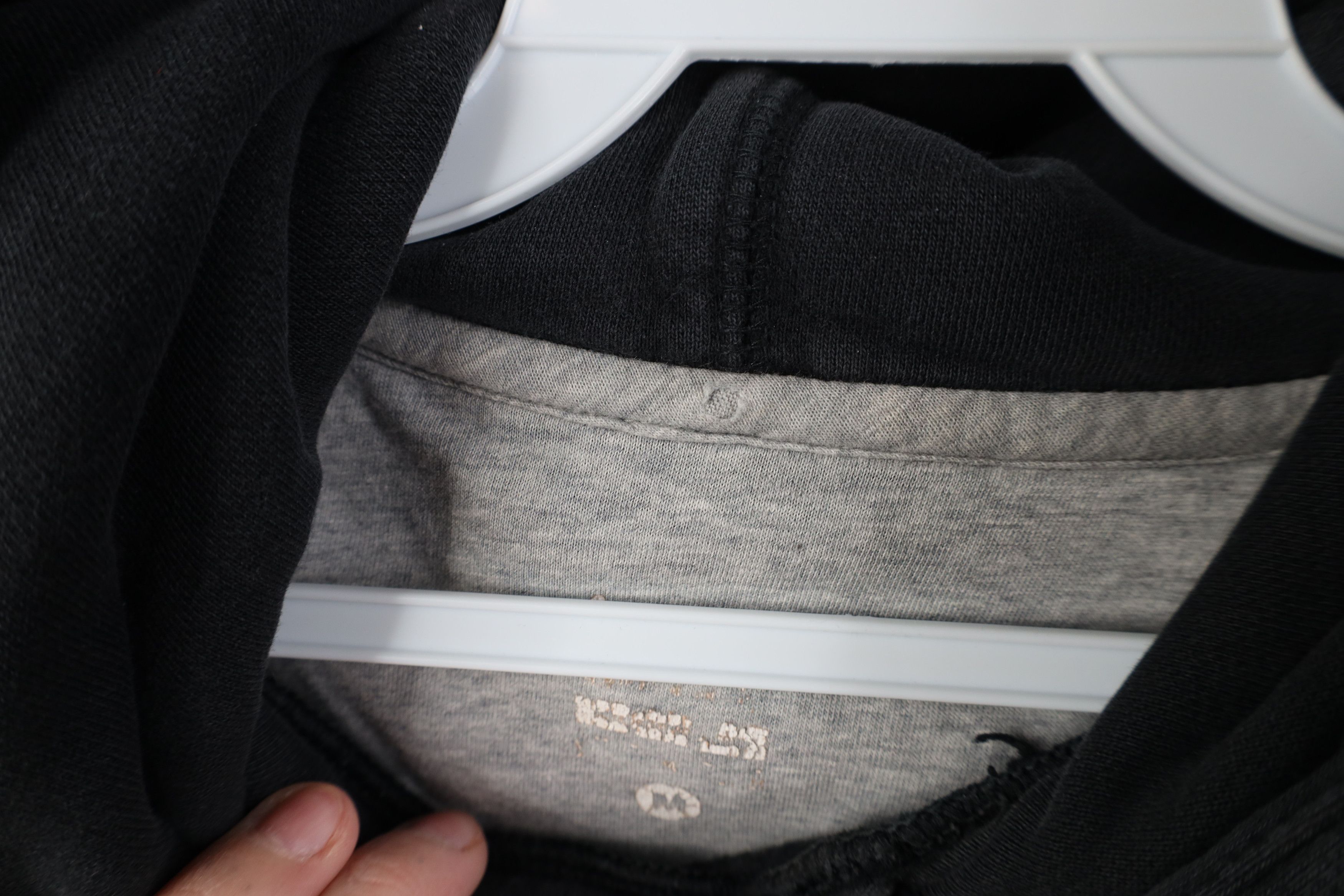 Nike Vintage Y2K Nike Scott Mini Swoosh Hoodie Sweatshirt Black Size US M / EU 48-50 / 2 - 9 Thumbnail